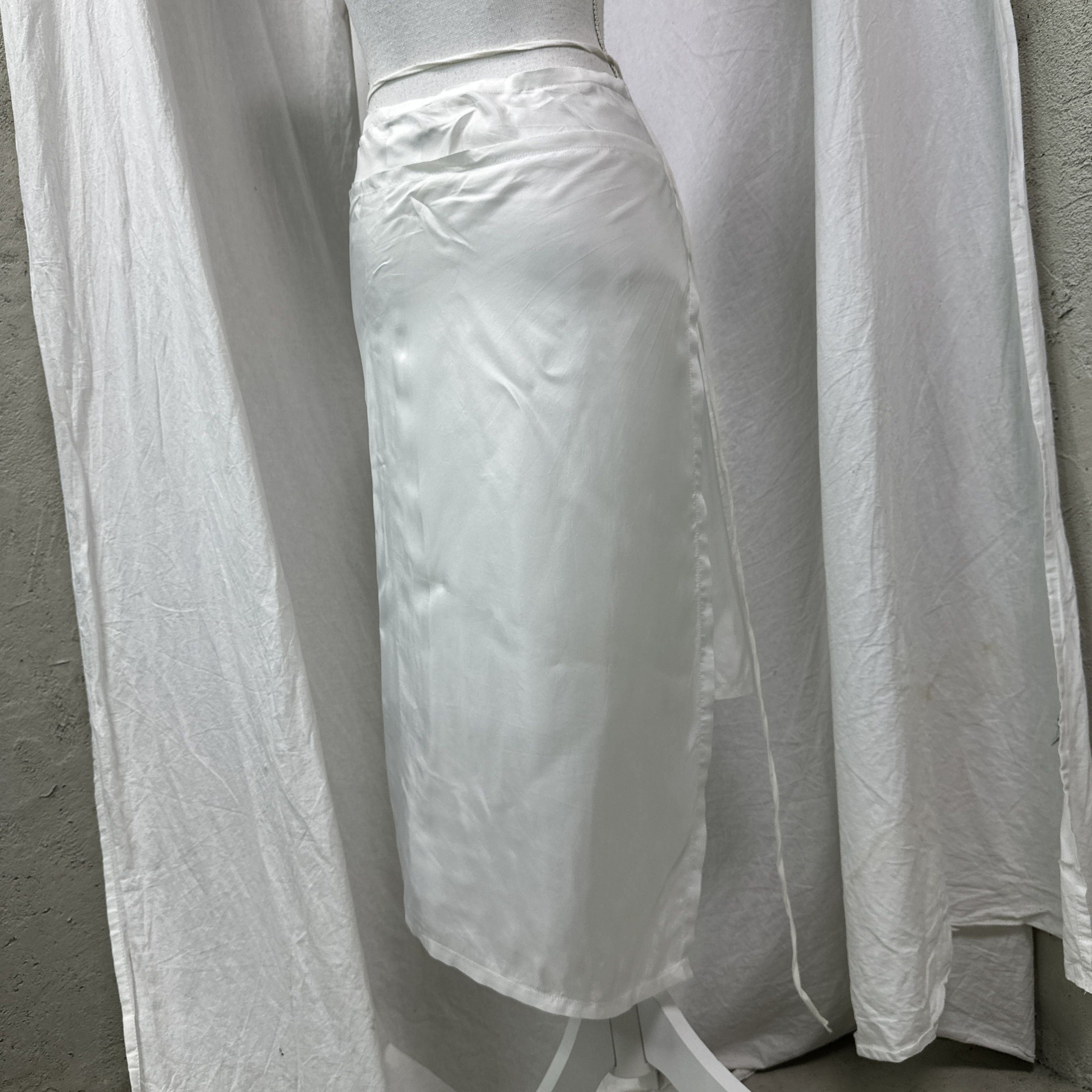 Ann Demeulemeester Vintage Ann Demeulemeester Wrapped Around Skirt Y2K Size 26" / US 2 / IT 38 - 4 Thumbnail
