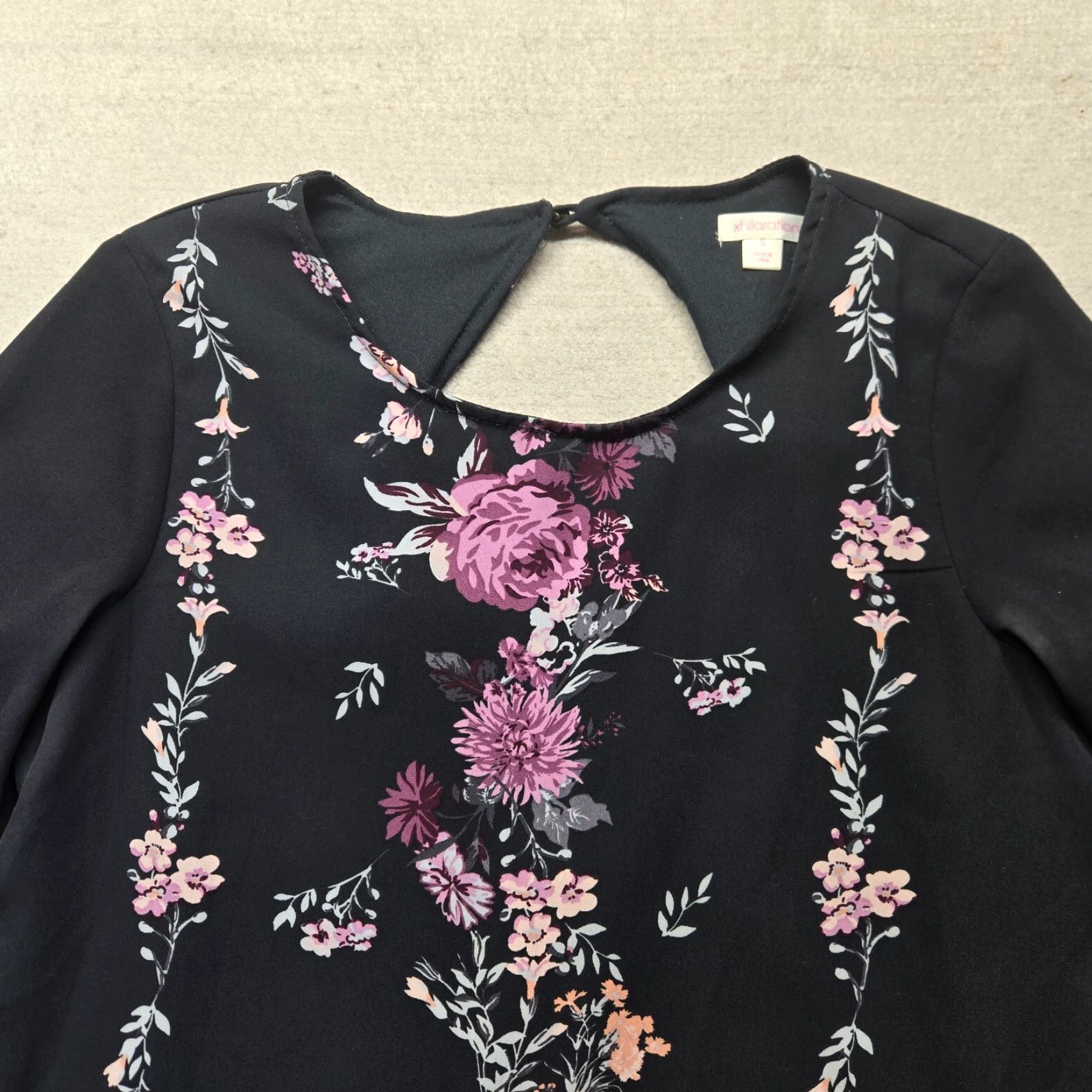 Vintage Xhilaration Shirt Floral Black with Purple Flowers Adult Womens Size S Small Size S / US 4 / IT 40 - 2 Thumbnail