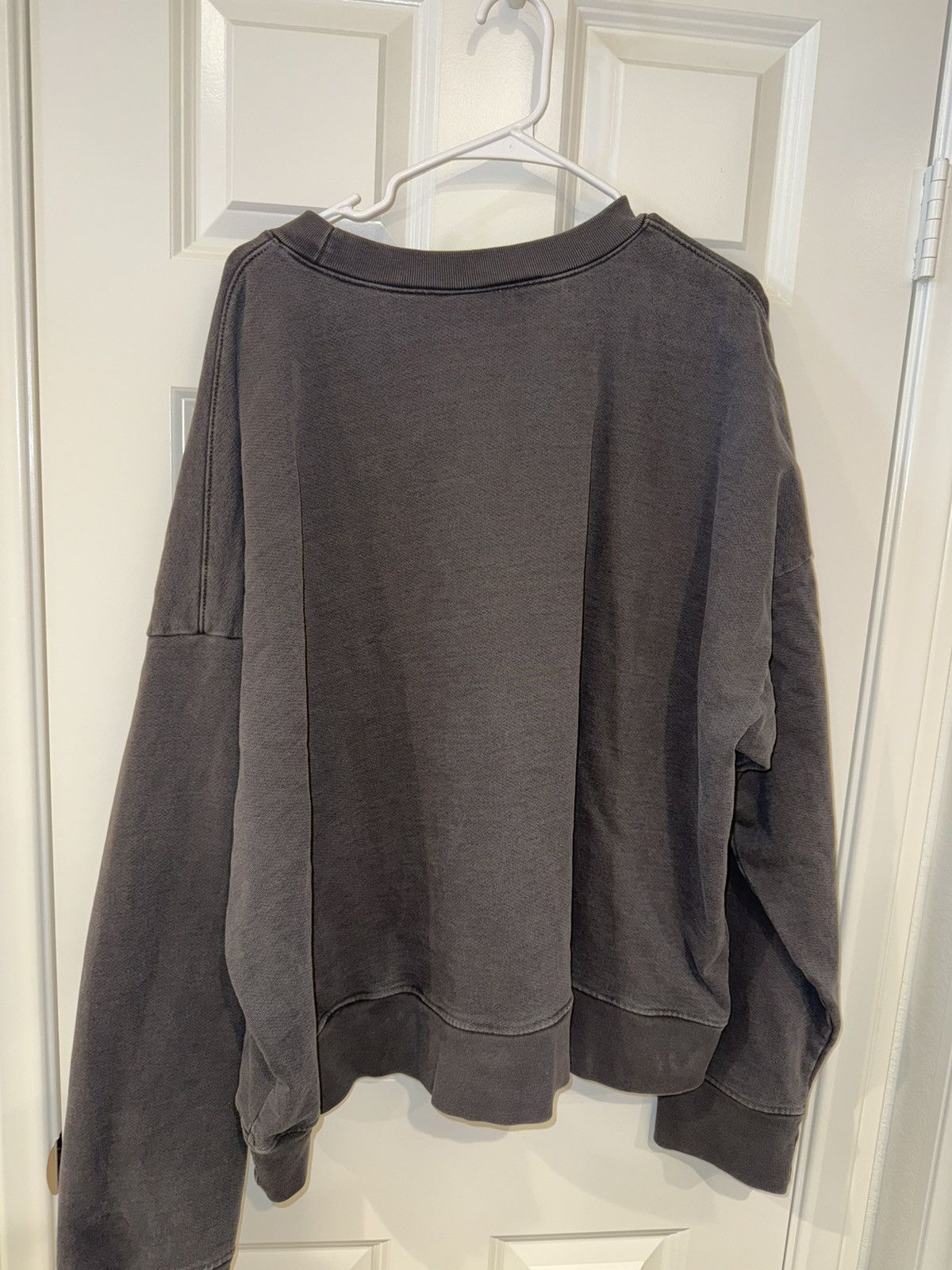 basketcase gallery Basketcase Gallery Mummy Crewneck Size US XL / EU 56 / 4 - 3 Thumbnail