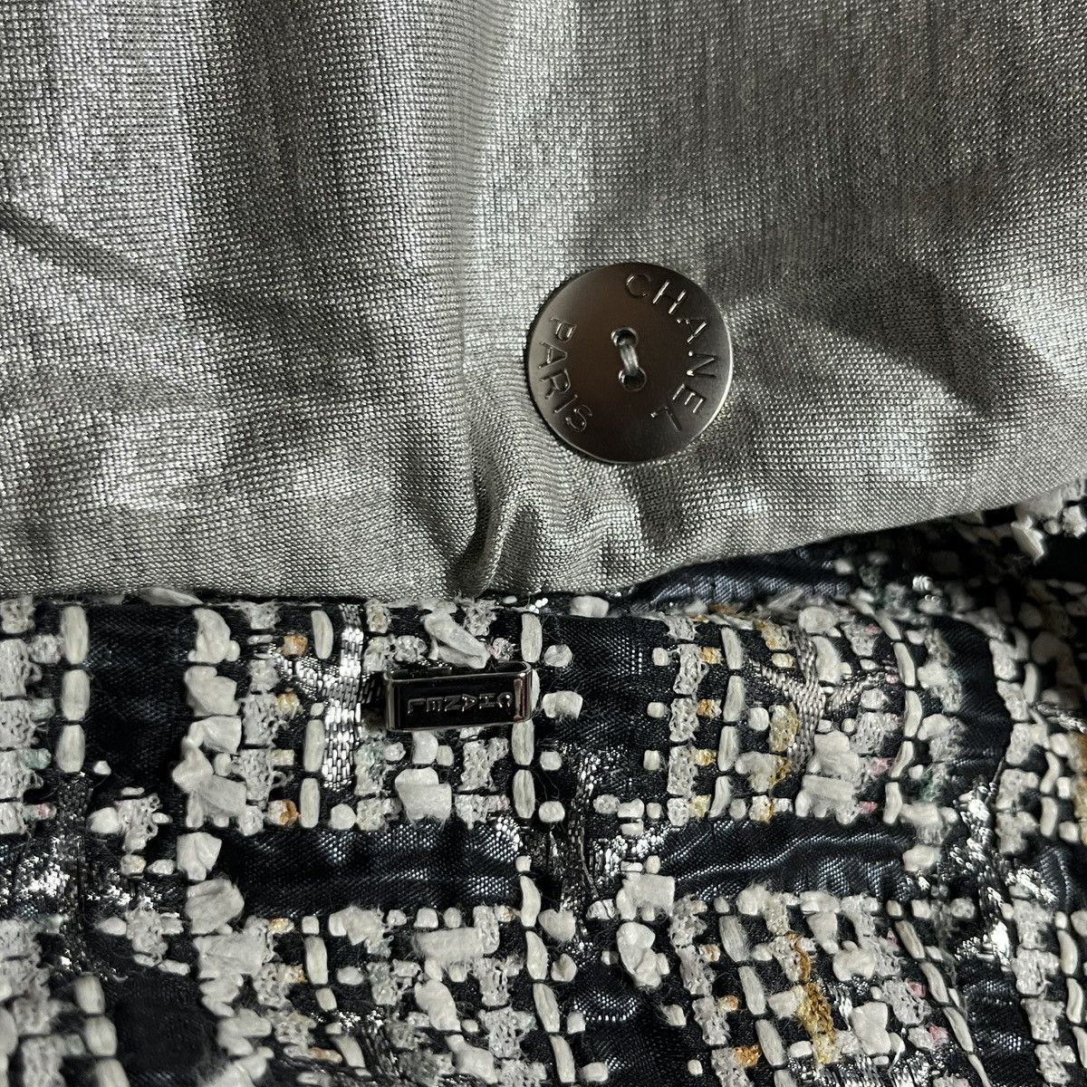 Chanel Chanel 2016 Airport Series Tweed Jacket Size XS / US 0-2 / IT 36-38 - 5 Thumbnail