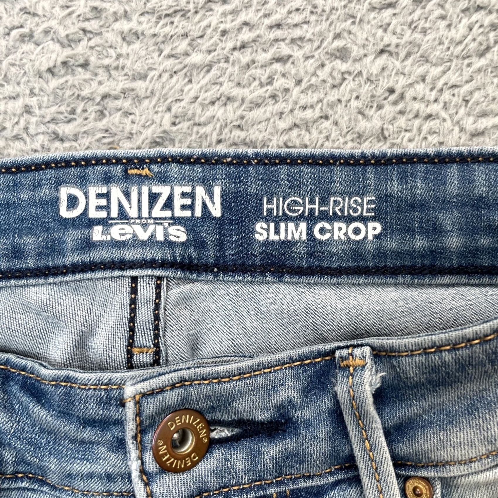 Levi's Levi's Jeans Womens Blue 26x22 Denizen High Rise Slim Crop Straight Leg Raw Hem Size 26" / US 2 / IT 38 - 3 Thumbnail