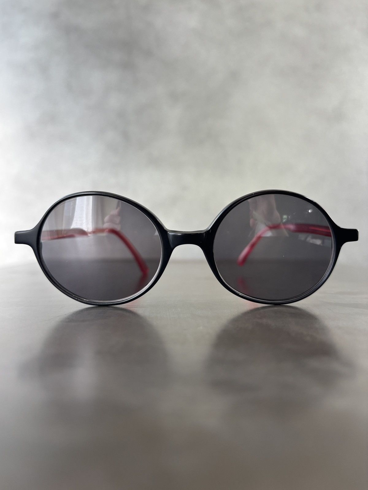 Designer Vintage Nouvelle Vague Sunglasses Made in Italy 1990s Circle Size ONE SIZE - 7 Thumbnail