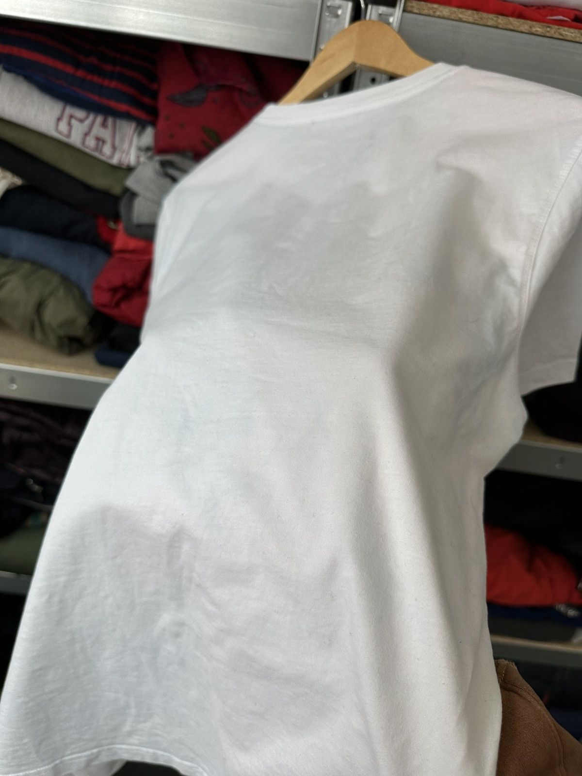 Givenchy Givenchy Paris T-Shirt Centre Logo White Luxury Tee Size L Size US L / EU 52-54 / 3 - 10 Thumbnail