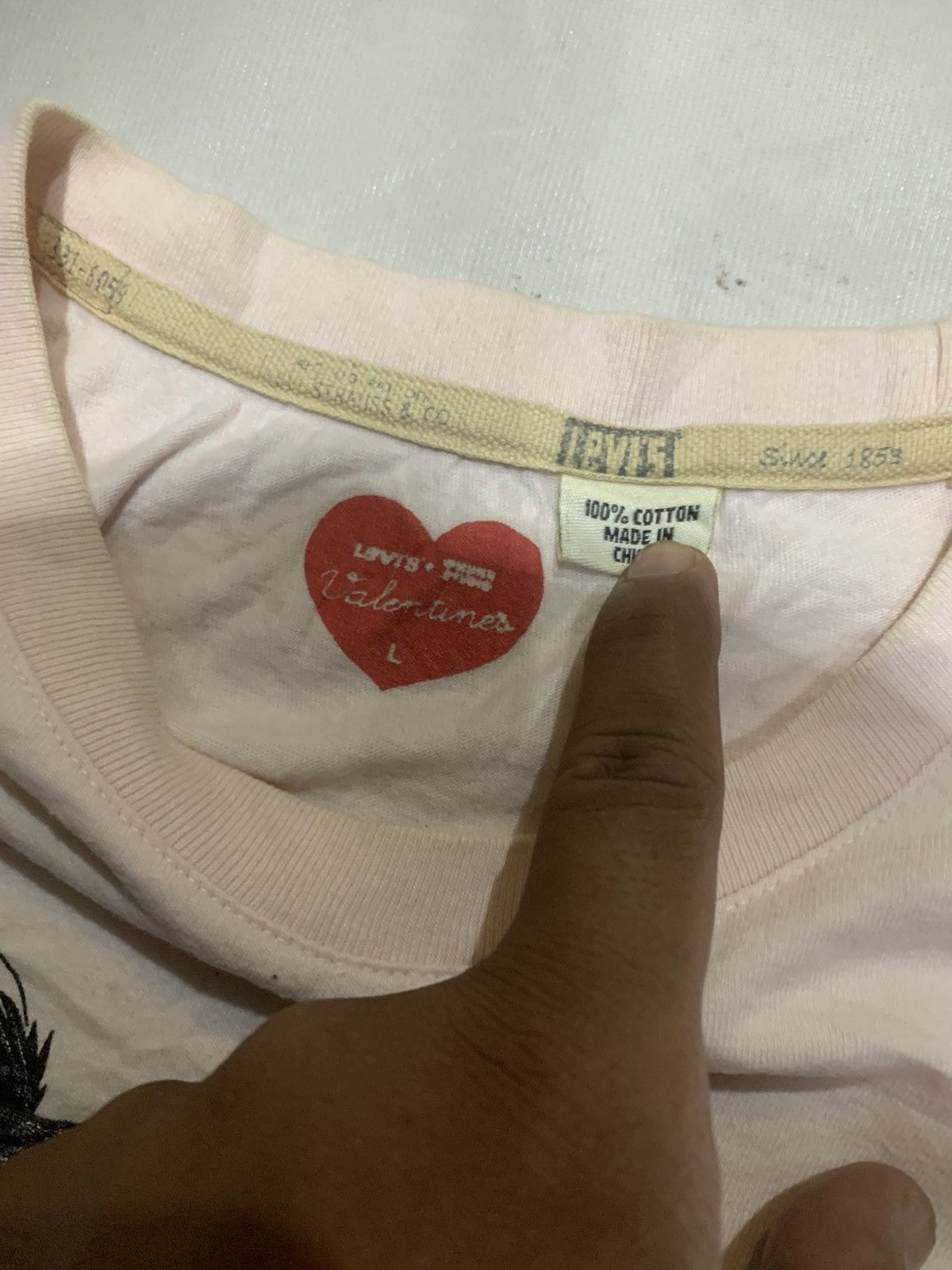 Levi's Japanese Levi's Valentine Tee Shirt Size US L / EU 52-54 / 3 - 6 Thumbnail