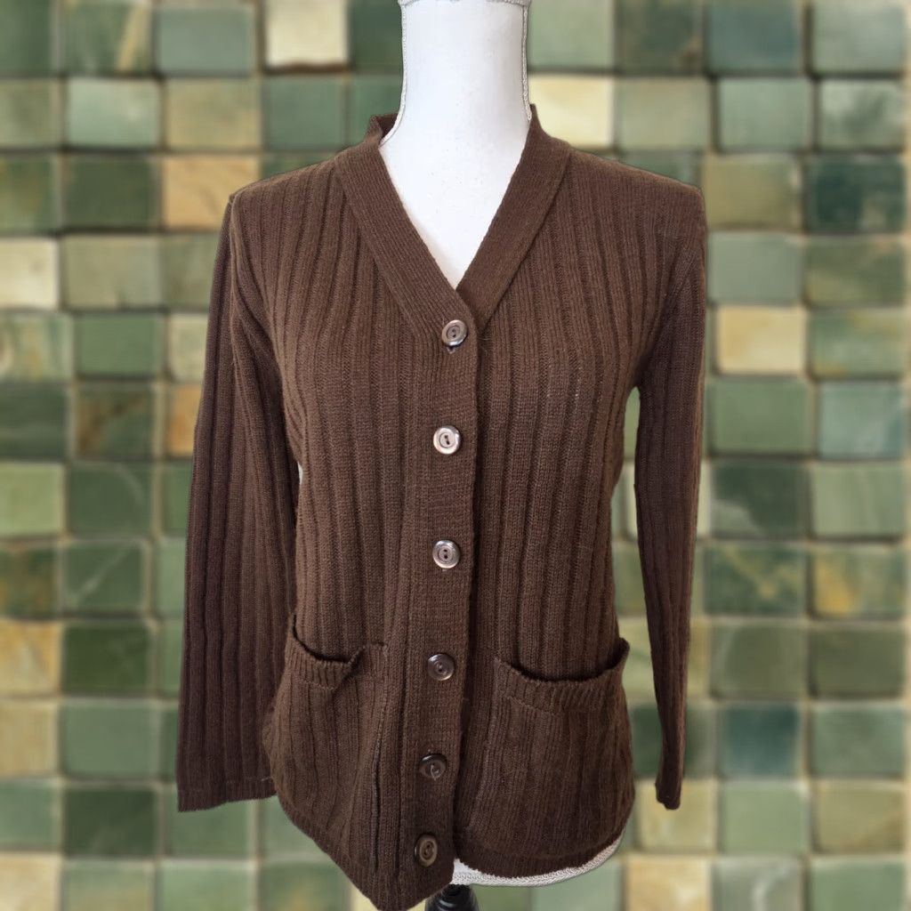 Vintage VINTAGE Cardigan Sweater Brown Ribbed V Neck Long Sleeve Sz Small Women Size S / US 4 / IT 40 - 1 Thumbnail