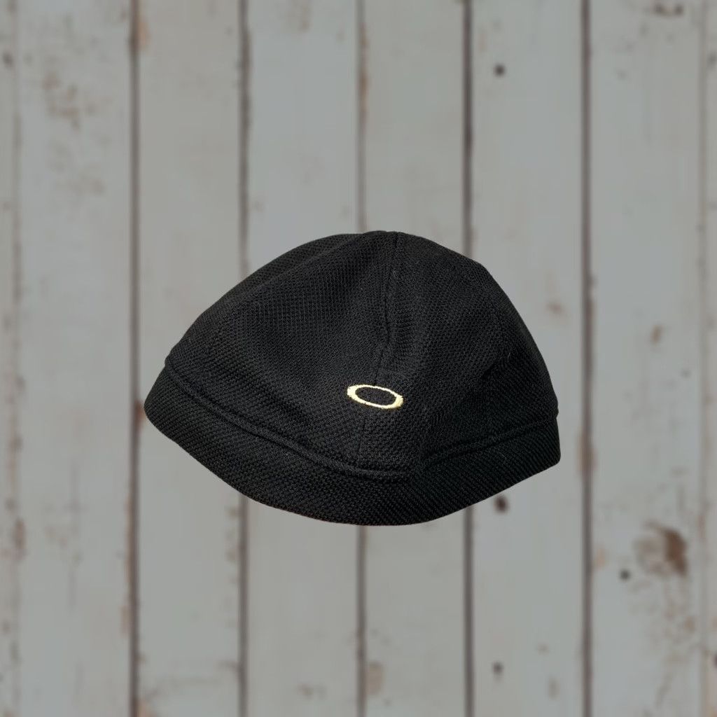 Oakley Oakley Docker Cap Men Black One Size Black Oakley Cap Docker Cap Men Casual Stretch Polyester Solid Size ONE SIZE - 1 Thumbnail