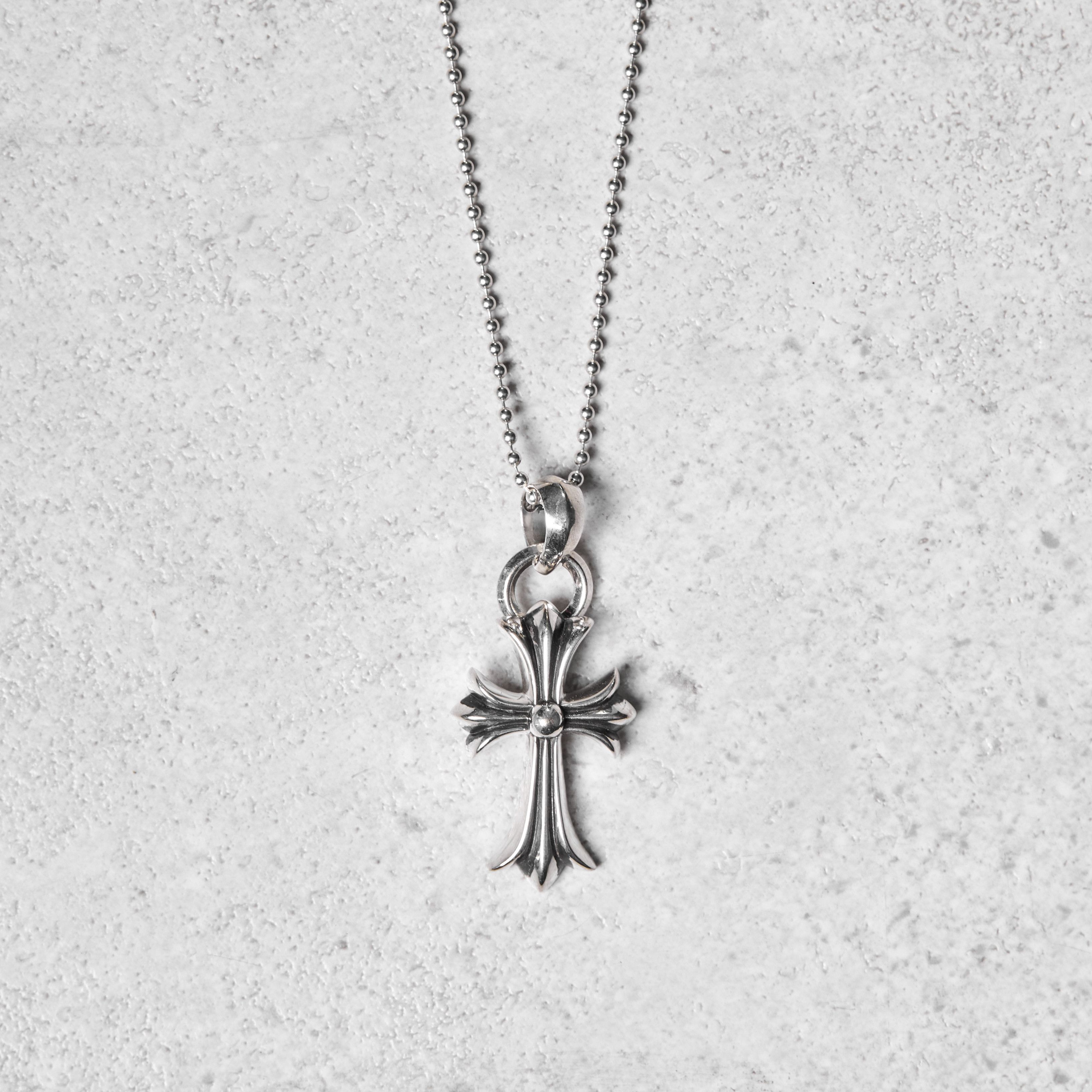 CHROME HEARTS Tiny Cross Charm SILVER