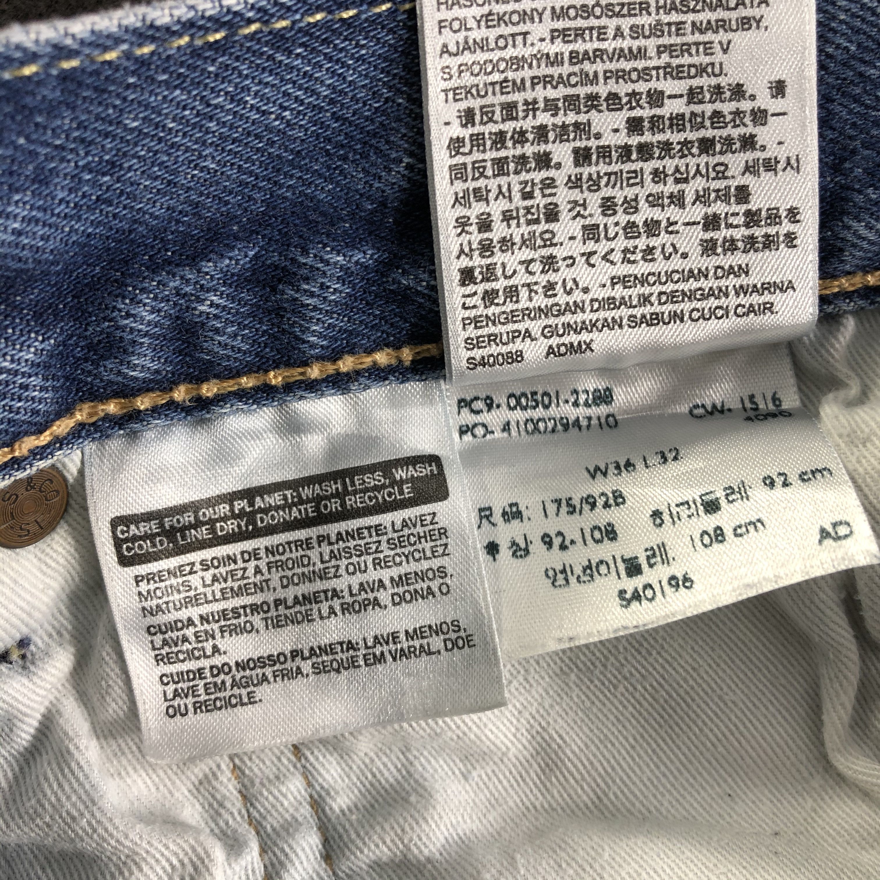 Levi's Vintage Blue Wash Levis 501 Jeans-J3722 Size US 37 - 12 Thumbnail