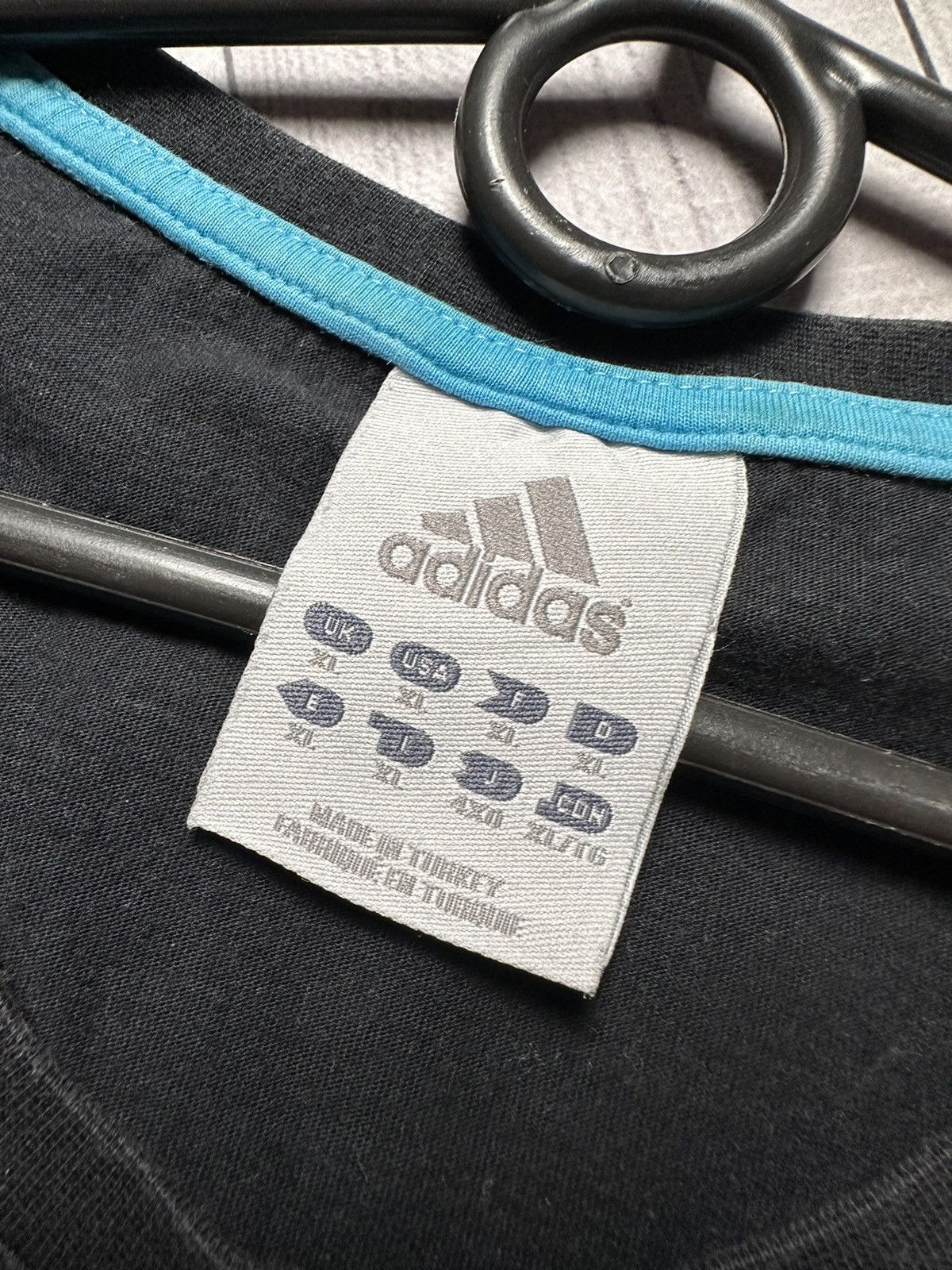 Adidas × Vintage Vintage adidas Olympic Games London 2012 tee boots size XL Size US XL / EU 56 / 4 - 6 Thumbnail