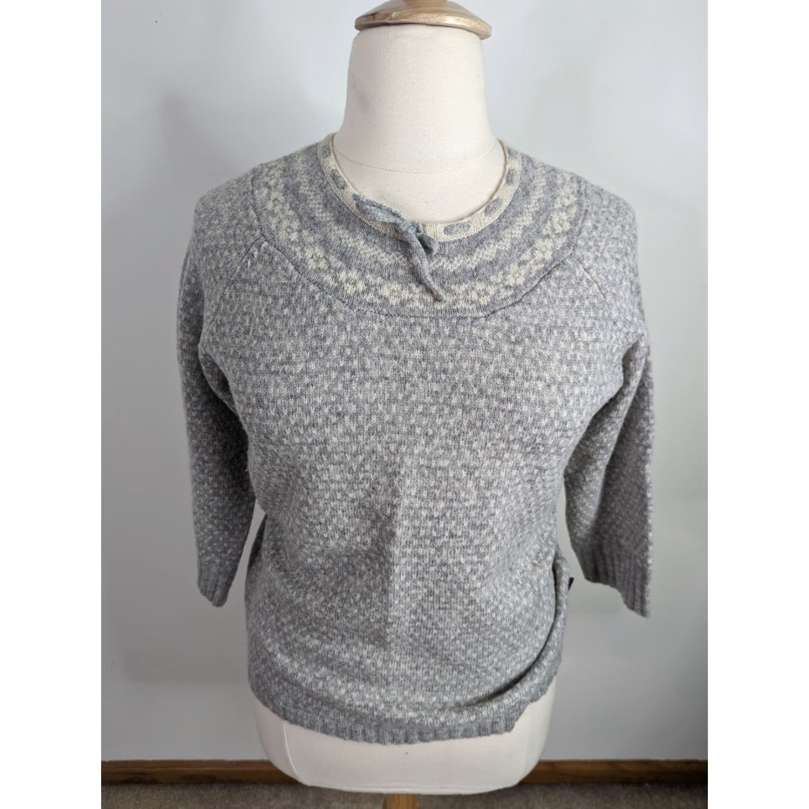 Vintage VINTAGE Woolrich Ski 3/4 Sleeve Sweater Women’s Size L Gray Wool Blend Pullover Womens Ski 25 21 Size L / US 10 / IT 46 - 2 Thumbnail