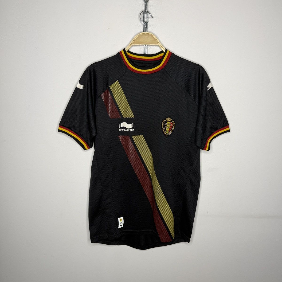 Vintage Belgium Burrda Sport Home Jersey Size US M / EU 48-50 / 2 - 1 Thumbnail