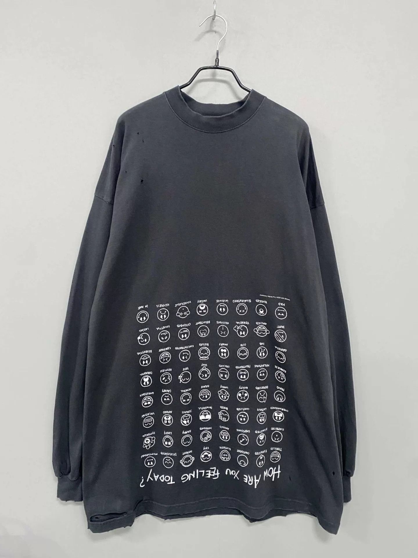 Balenciaga Balenciaga Distressed Meme Print Sweatshirt Size 2 Size US M / EU 48-50 / 2 - 1 Thumbnail