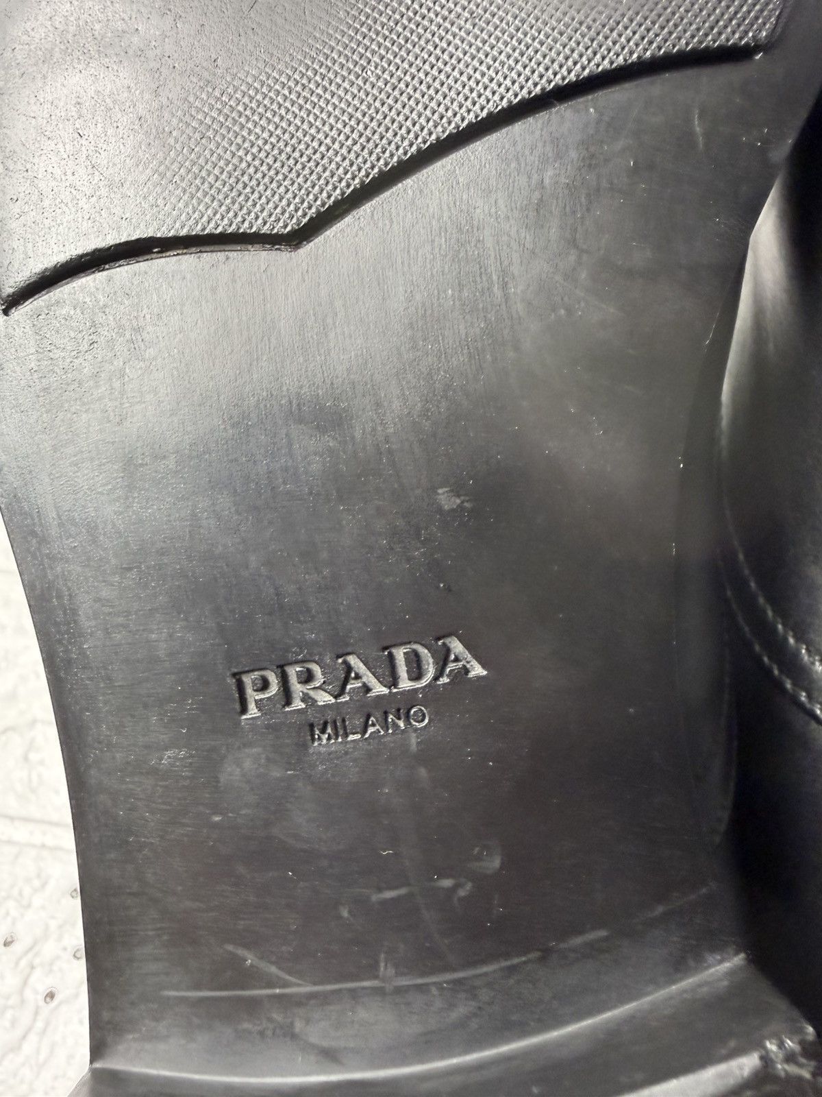 Prada PRADA Black Leather Oxfords US9 UK8.5 EUR44 Men Size US 9 / EU 42 - 9 Thumbnail
