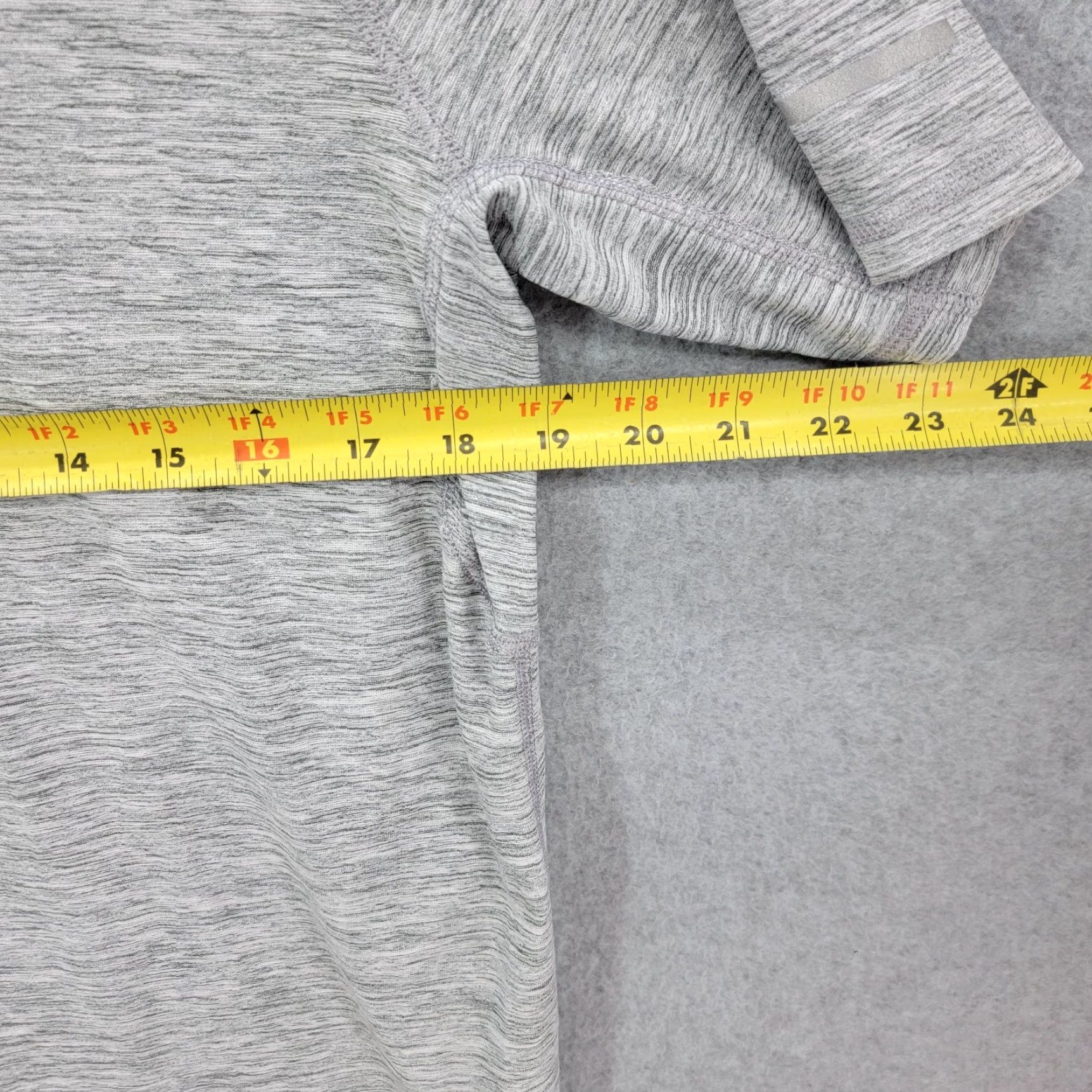 Old Navy Old Navy Active Men's Go Dry Gray Shirt Size medium Size US M / EU 48-50 / 2 - 6 Thumbnail