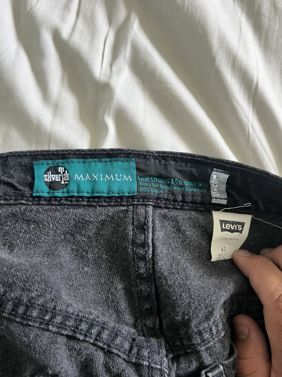 Other Vintage Levi’s SilverTab Jean Shorts – SF Cal (pre-2003) Size US 38 / EU 54 - 7 Thumbnail