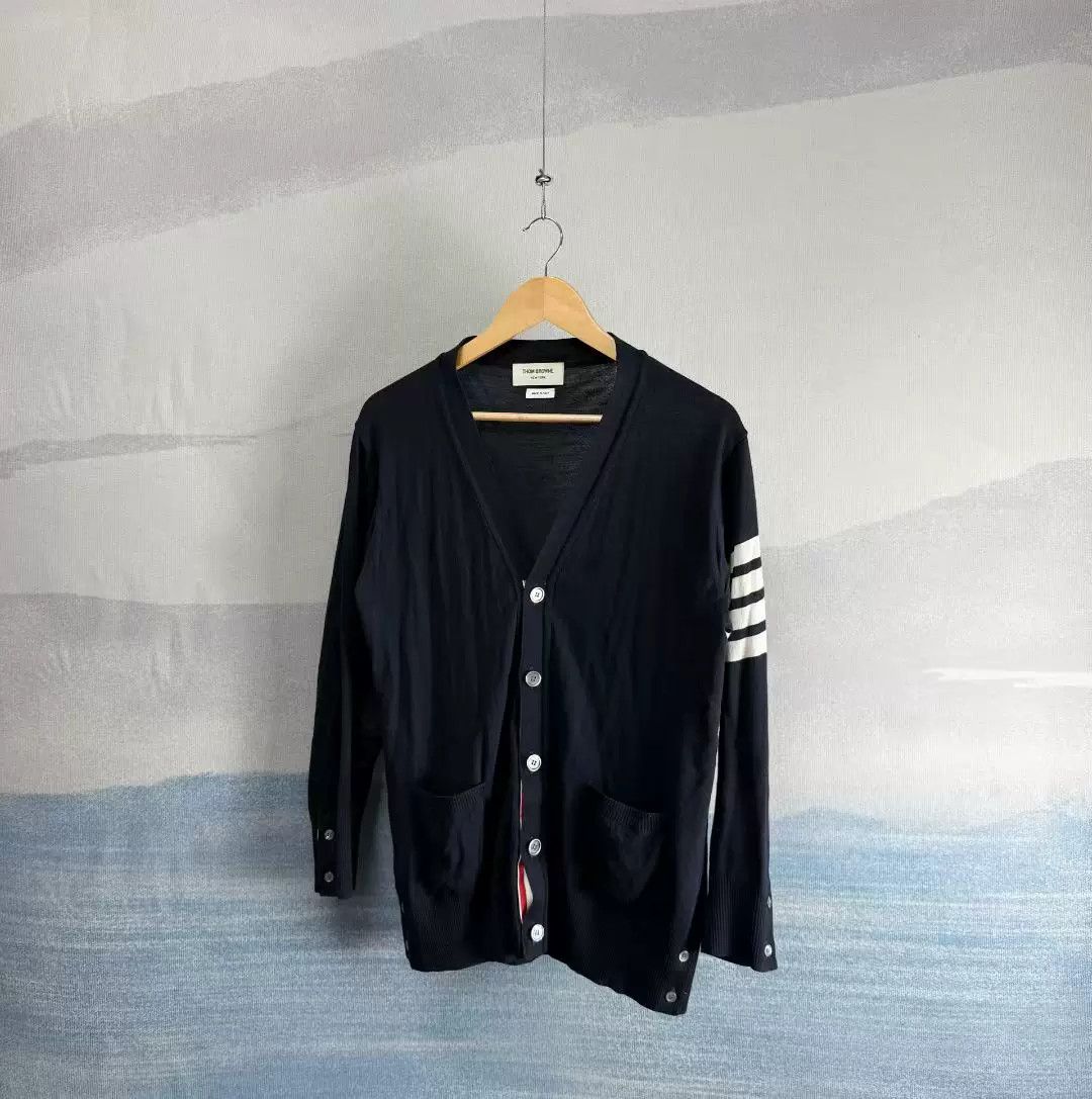 Thom Browne thom browne navy wool knitted cardigan Size US L / EU 52-54 / 3 - 1 Thumbnail