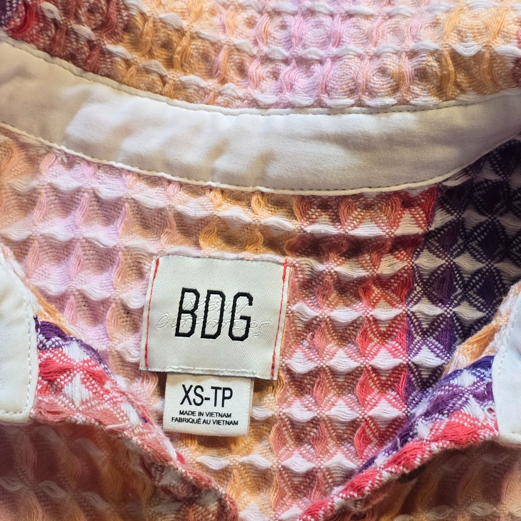Bdg BDG Top Womens XS Pink Striped Waffle Knit Button Up Capsule Boho Casual Shirt Ladies? Size XS / US 0-2 / IT 36-38 - 3 Thumbnail