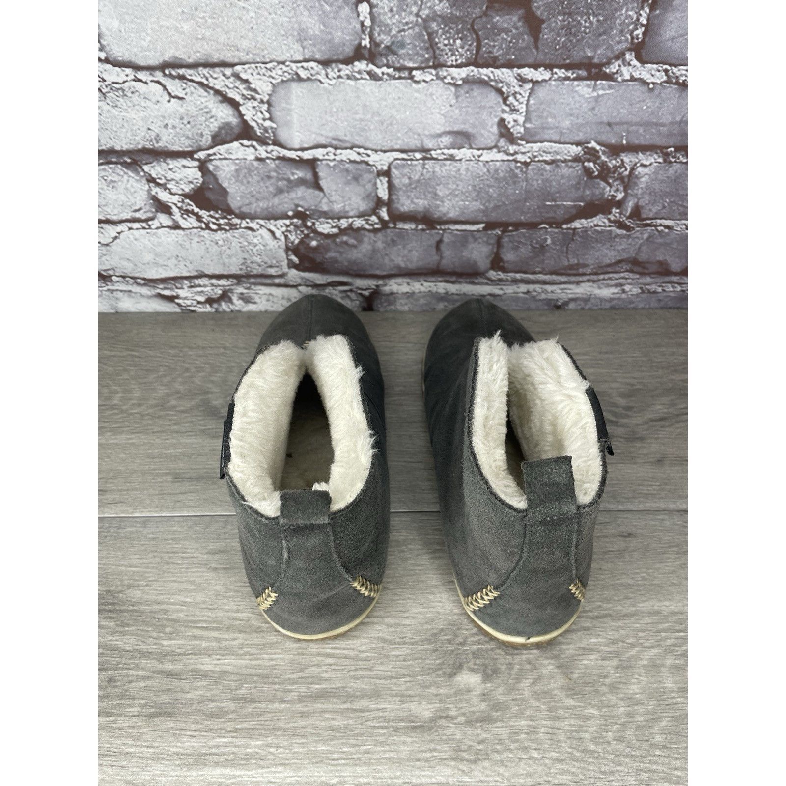 Minnetonka Minnetonka Tucson Gray Suede Southwestern Fur Lined Booties Size US 7 / IT 37 - 5 Thumbnail