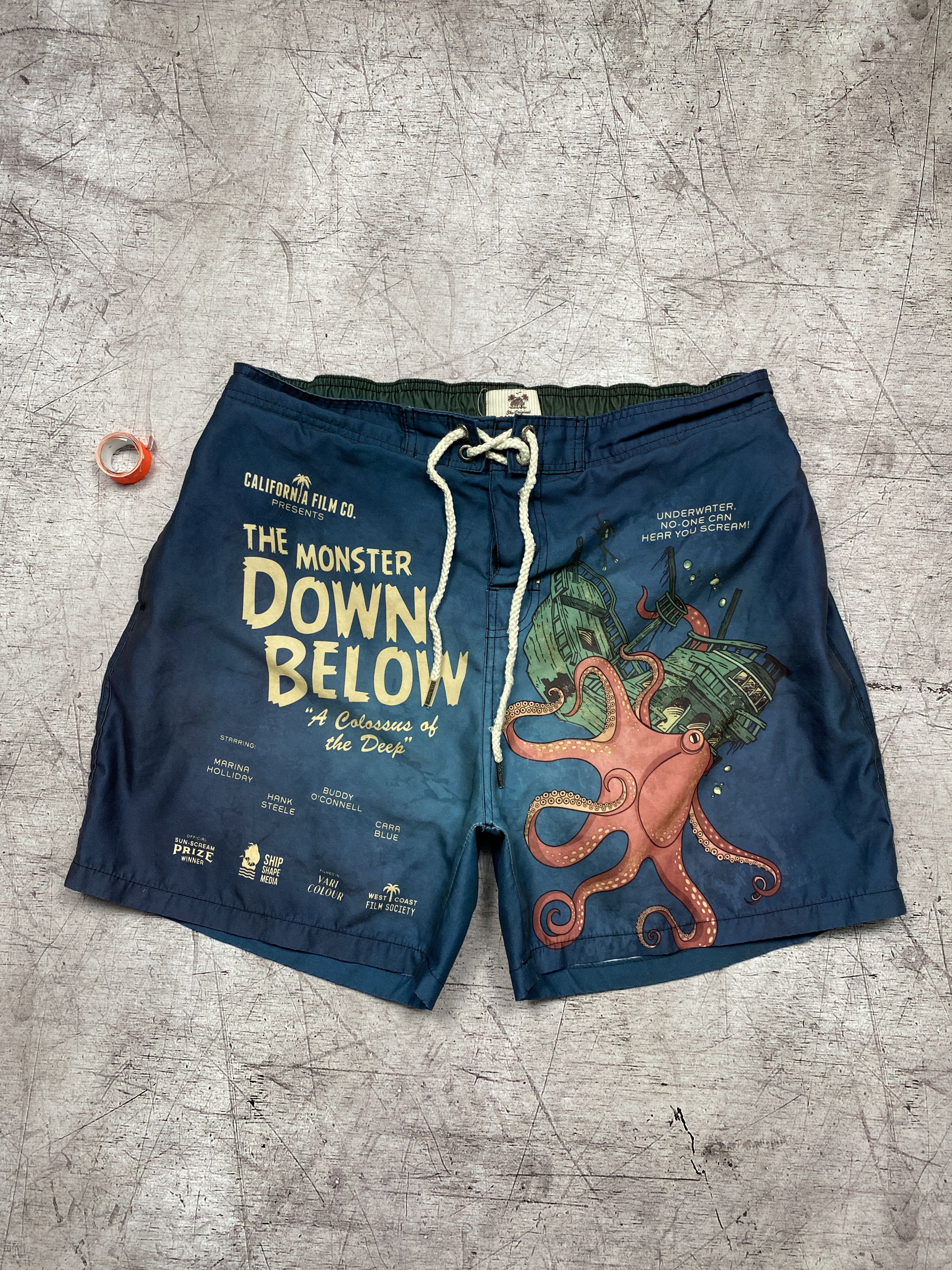 Vintage The Monsters Down Below Mens Shorts Y2K Size US 36 / EU 52 - 1 Thumbnail