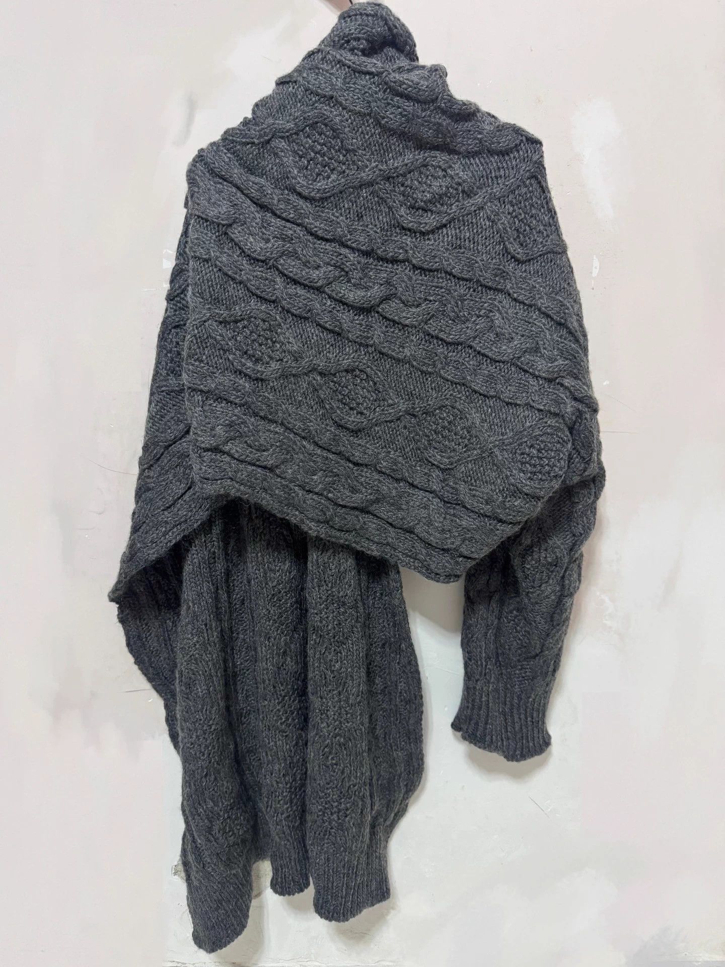 Y's YohjiYamamoto Y’s Vintage Chunky Knit Shawl Joyce Exclusive Size ONE SIZE - 2 Thumbnail