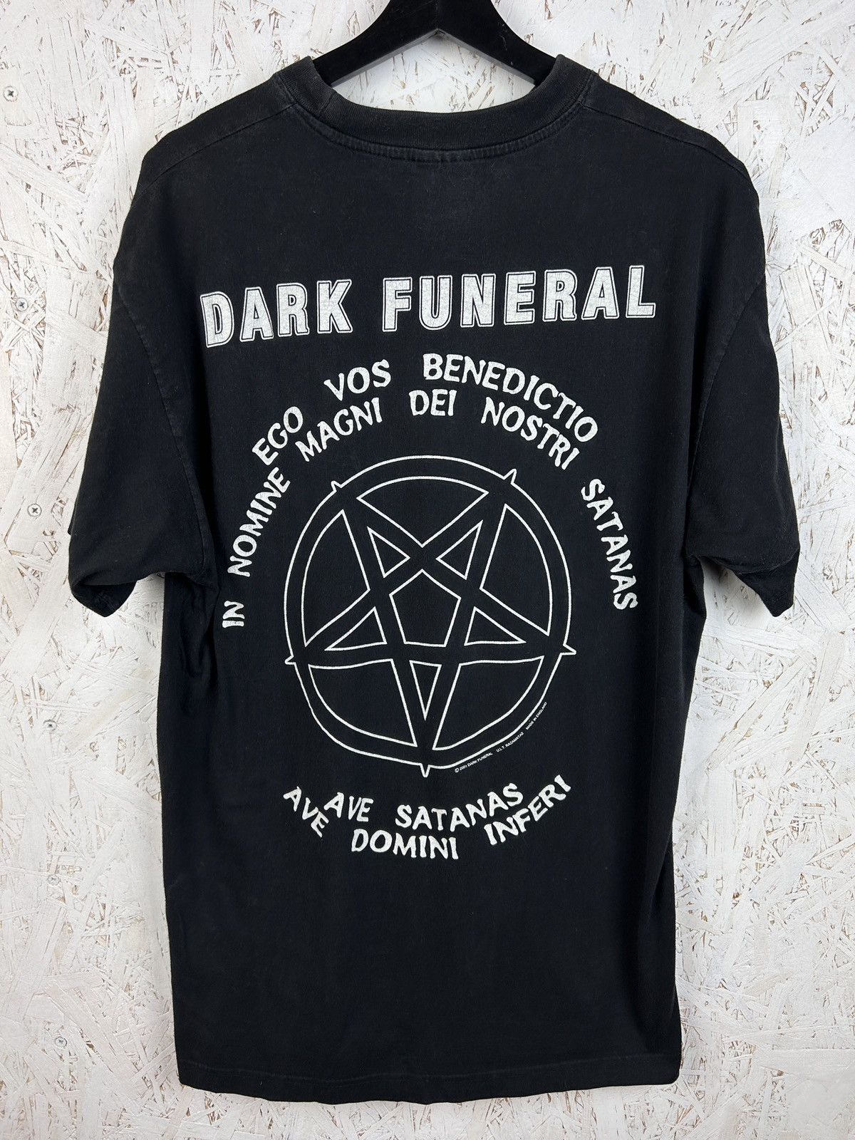Band Tees Vintage 2001 Dark Funeral Ego Vos Benedictio Metal T-Shirt Size US XL / EU 56 / 4 - 1 Thumbnail