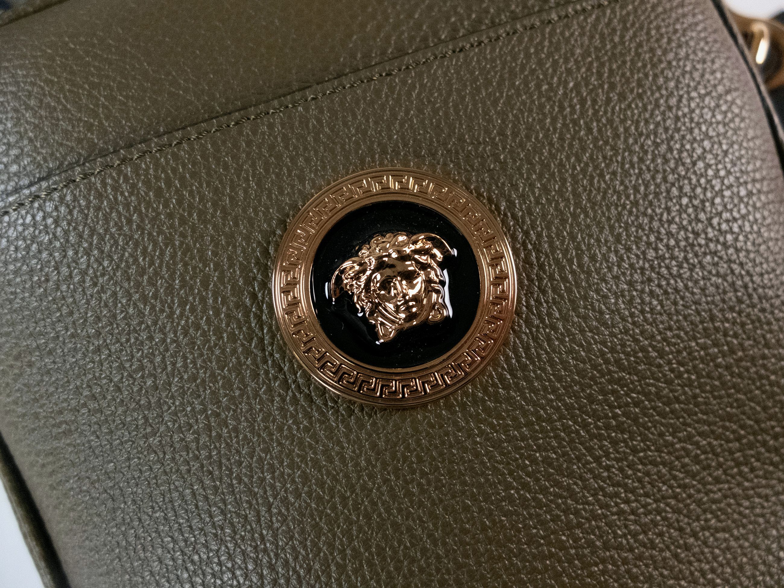 Versace VERSACE La Medusa olive green leather crossbody bag NWT Size ONE SIZE - 2 Thumbnail