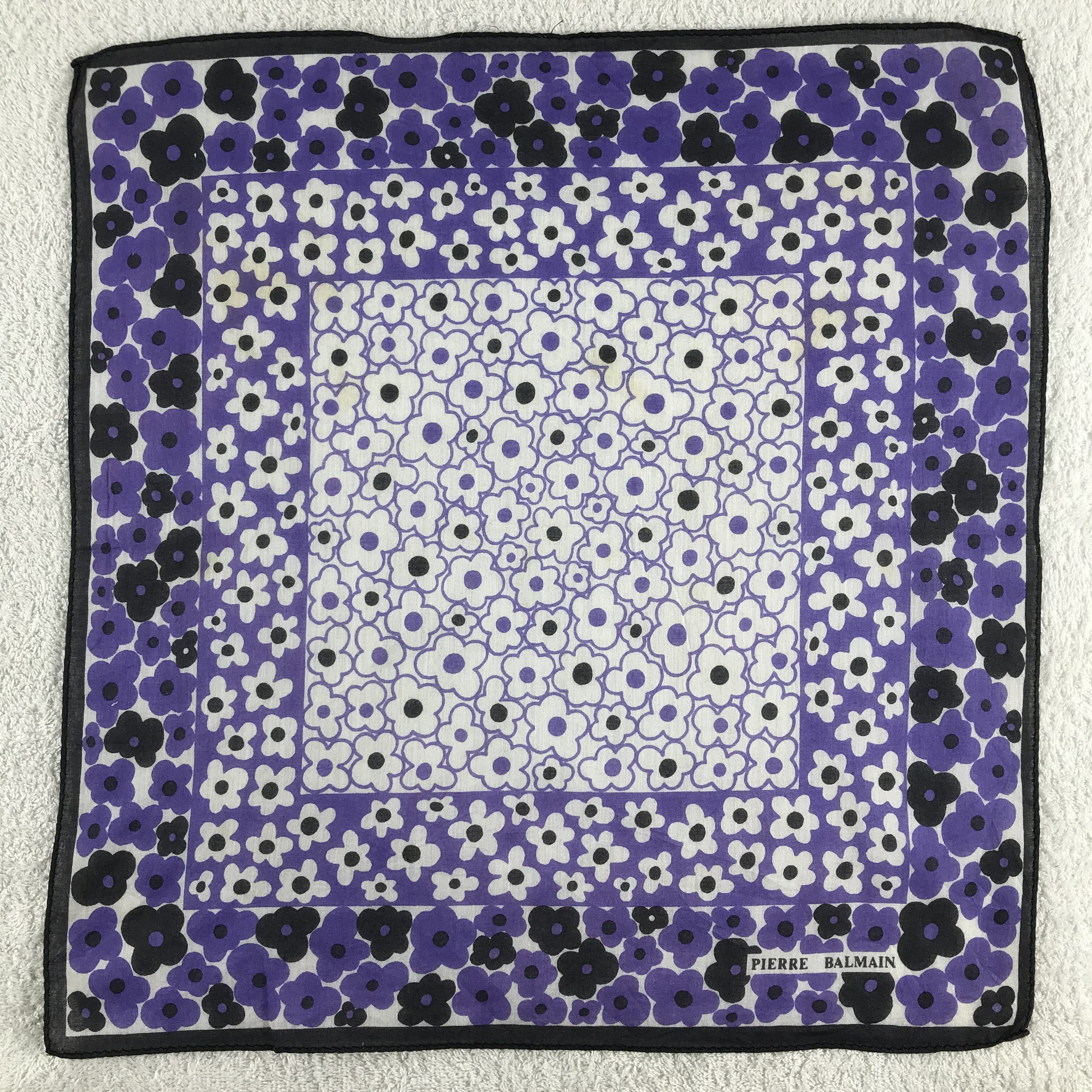 Pierre Balmain × Vintage Pierre Balmain Bandana / Handkerchief / Neckerchief - S335 Size ONE SIZE - 1 Thumbnail