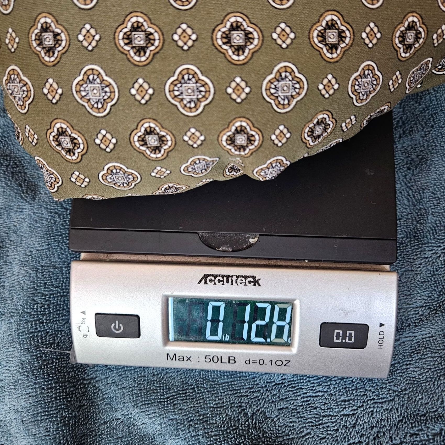 Michael Kors Michael Kors Women's Green 1/4 Zipper Roller Sleeve Top Size L Shirt Adult Regular Short Sleeve Zipper Green Womens Size L / US 10 / IT 46 - 7 Thumbnail