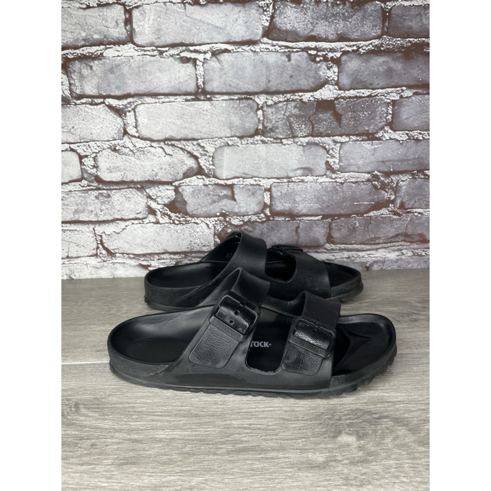 Birkenstock Birkenstock Arizona Essentials EVA Black Foam Slides Sandals Size US 7.5 / IT 37.5 - 18 Thumbnail