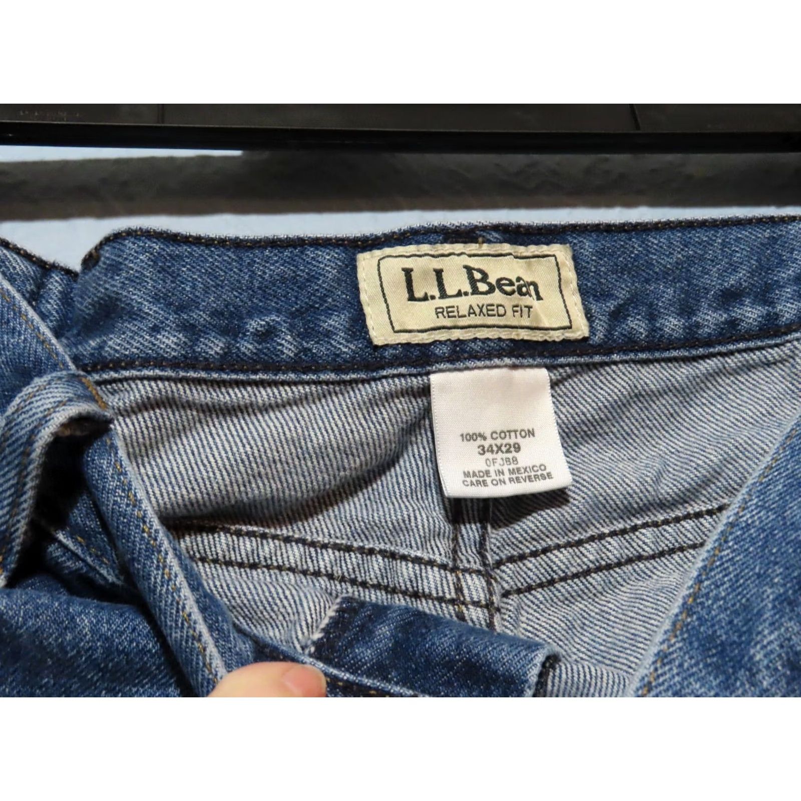 Vintage VINTAGE L.L. Bean Jeans Men 34x29 Blue Denim Pant Relaxed Fit 5-Pocket Logo USA Comfort Breathable Lined Straight Vintage USA Mens Jeans Size US 34 / EU 50 - 6 Thumbnail