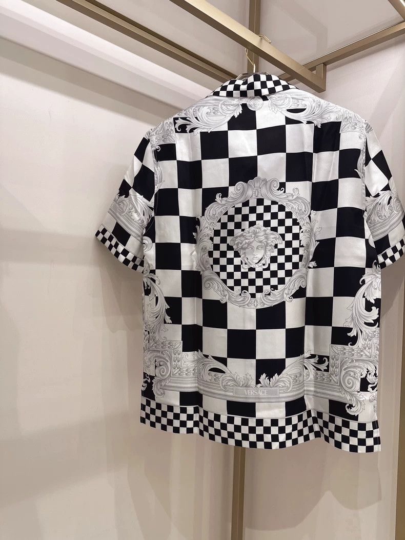 Versace Versace Black and white checkerboard silk short-sleeved sh Size US S / EU 44-46 / 1 - 2 Thumbnail
