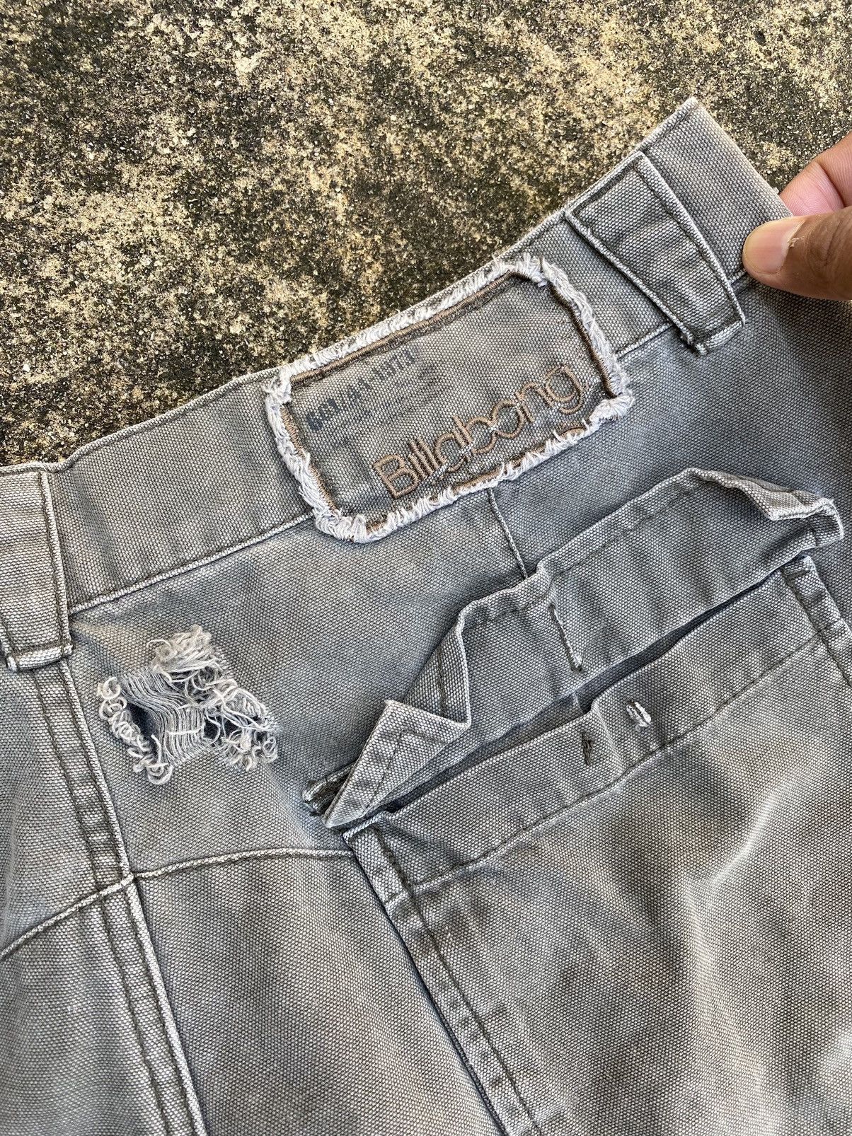 Billabong × Japanese Brand ❗️Distressed ❗️ Vintage Y2K Billabong Short Denim Pants Size US 34 / EU 50 - 1 Thumbnail