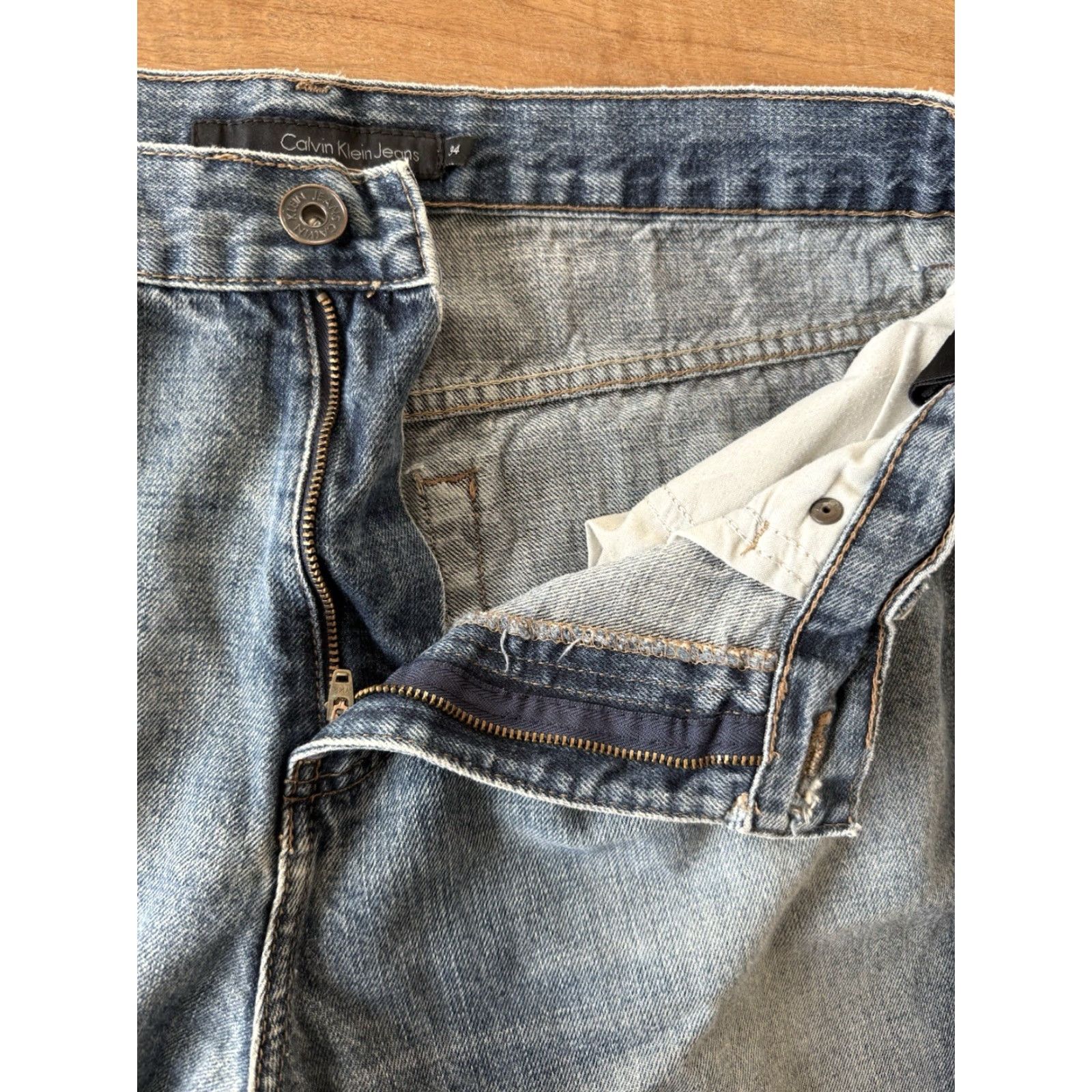 Calvin Klein Calvin Klein Jeans Relaxed Straight Denim Blue 34X28 City Grunge Logo 5-Pocket Mens Shirt? Size US 34 / EU 50 - 4 Thumbnail