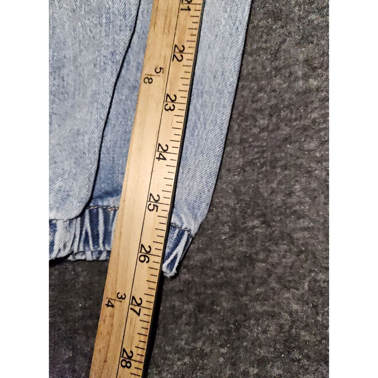 American Eagle Outfitters VINTAGE American Eagle Cargo Ankle Jeans Women's 2 Regular Mid Rise 80s 90s Baggy Blue Denim with Logo Pockets Mens? Size 26" / US 2 / IT 38 - 6 Thumbnail