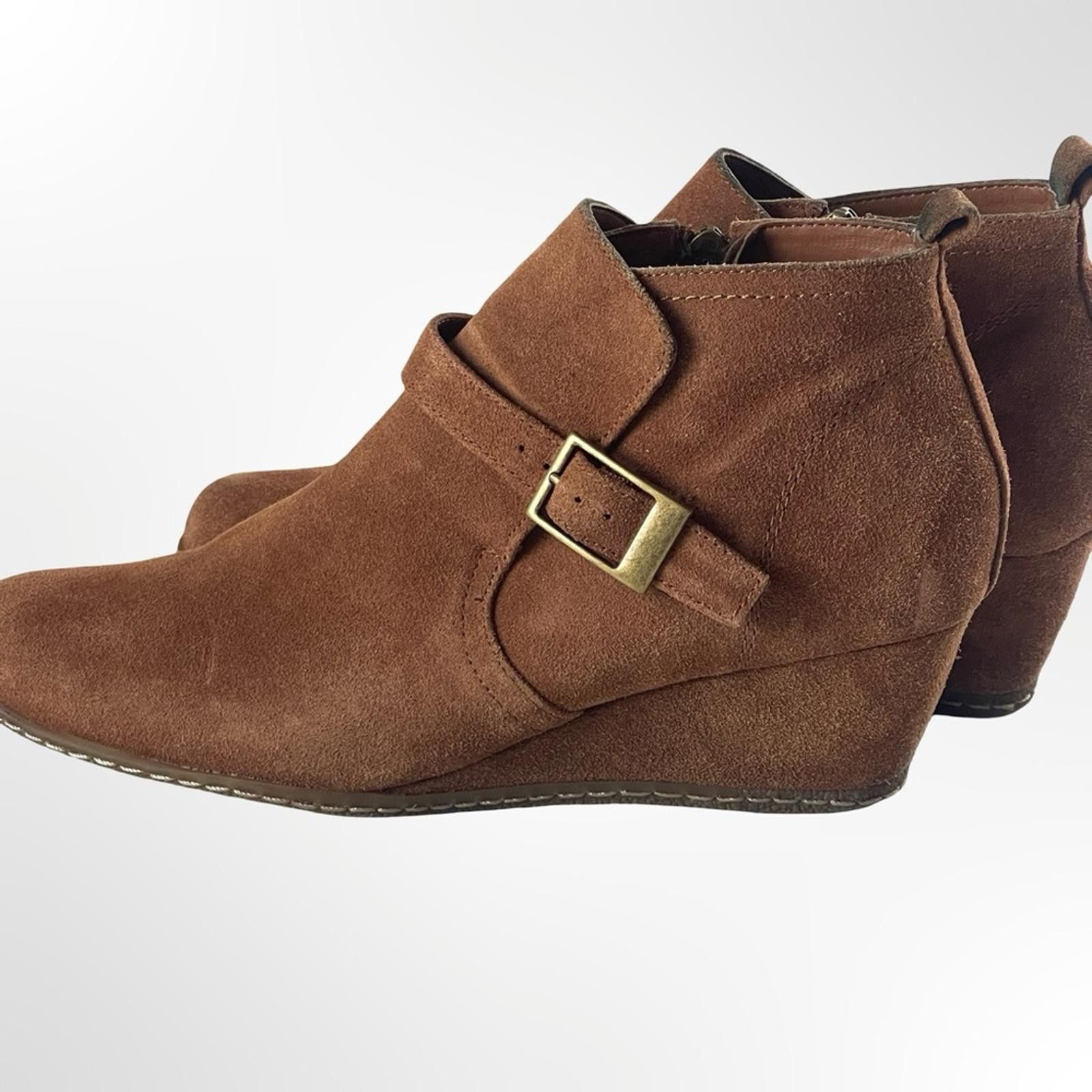 Other Franco Sarto Brown Suede Ankle Boots in size 9.5 Size US 9.5 / IT 39.5 - 3 Thumbnail