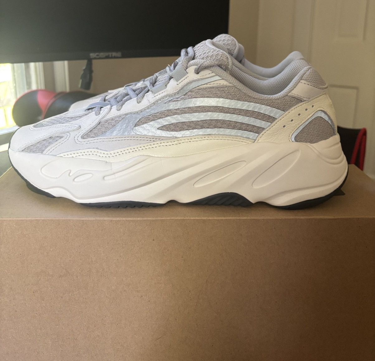 Yeezy Yeezy Boost 700 V2 Size US 11.5 / EU 44-45 - 2 Thumbnail