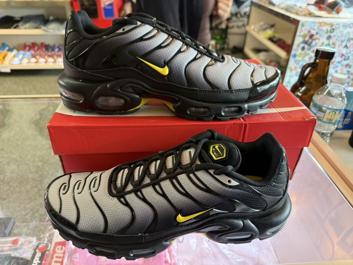 Nike Nike Airmax plus Size US 10.5 / EU 43-44 - 5 Thumbnail