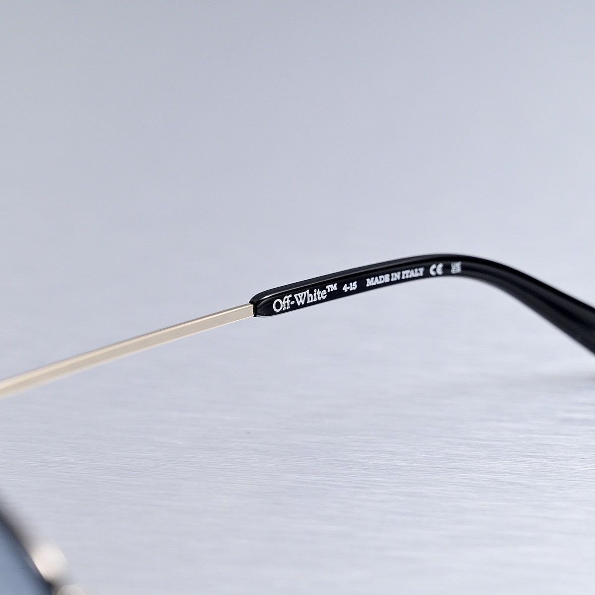 Off-White OFF WHITE MIAMI GOLD GRADIENT BLUE SUNGLASSES Size ONE SIZE - 4 Thumbnail