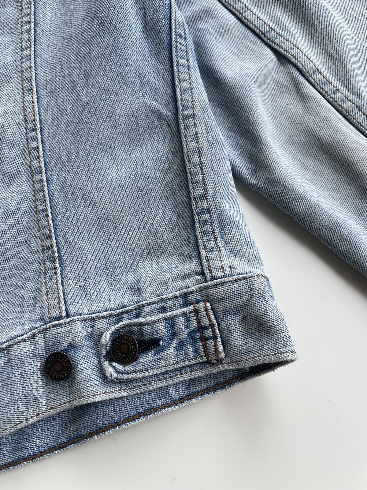 Levi's Vintage Clothing Vintage Levis J02 Distressed Trucker Denim Jacket Size US M / EU 48-50 / 2 - 16 Thumbnail