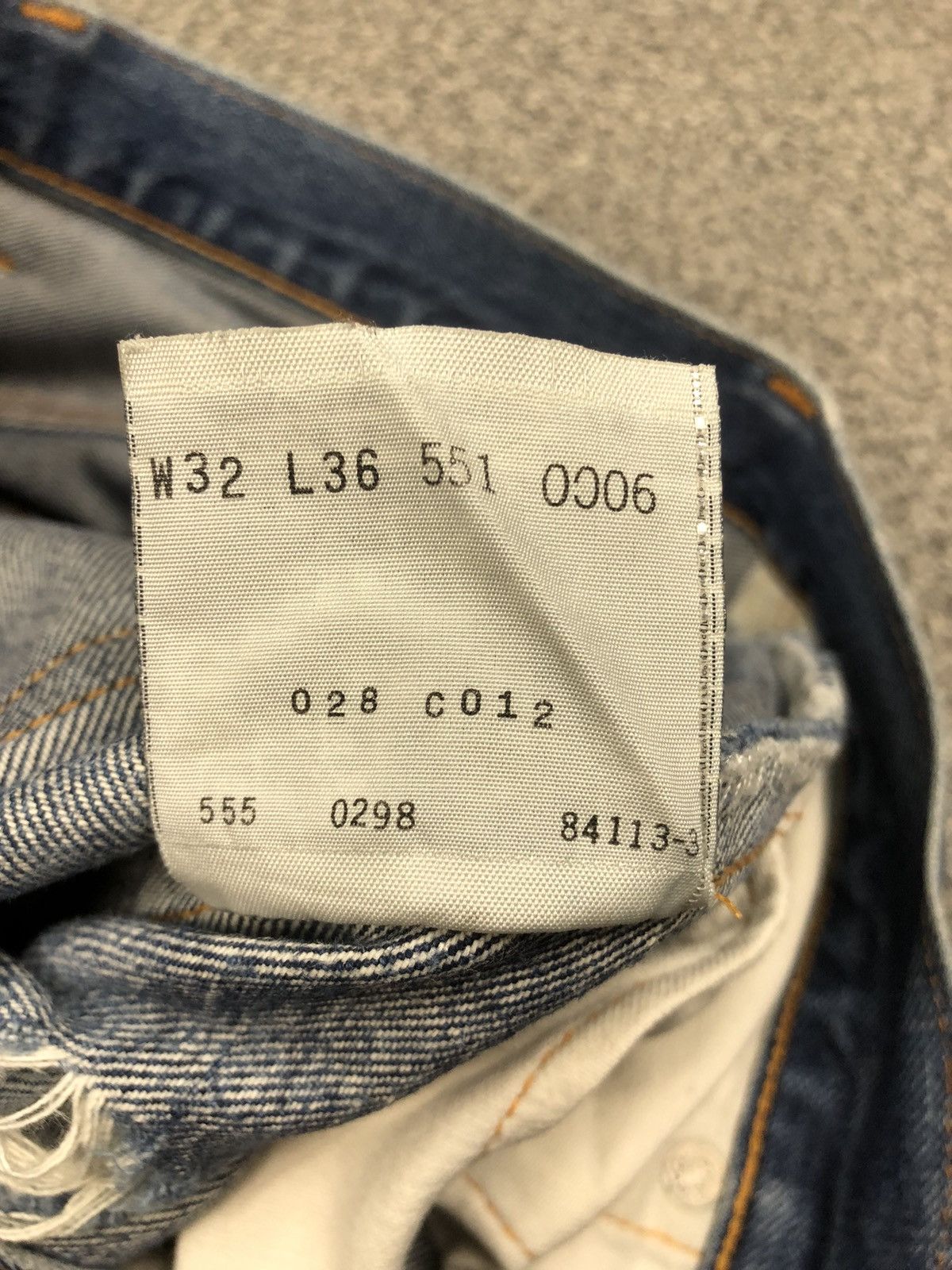 Japanese Brand × Levi's × Vintage Vintage 90s Distressed Levis 551 ZXX Salvage Jeans Size US 32 / EU 48 - 20 Thumbnail