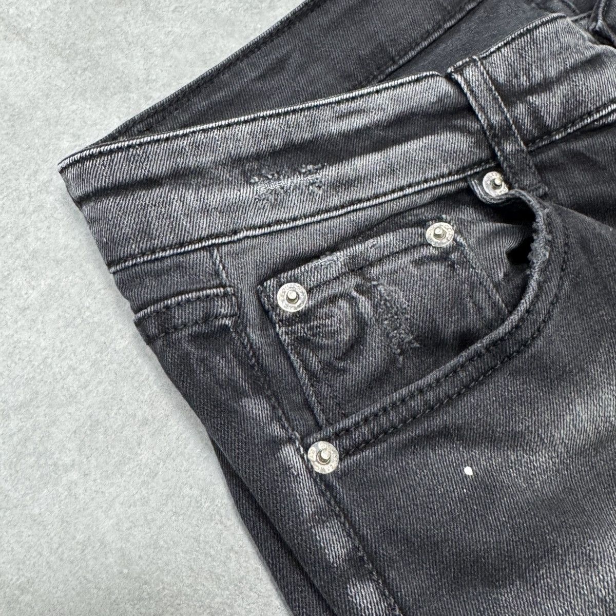 Dsquared2 Dsquared2 Easy Slim Jean Shorts Size 50 Size US 32 / EU 48 - 8 Thumbnail
