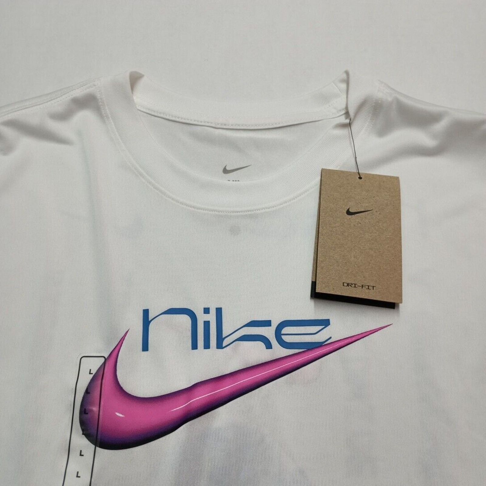 Nike Nike Basketball "Worldwide Wordsmith" T-Shirt Men's L White Size US L / EU 52-54 / 3 - 3 Thumbnail