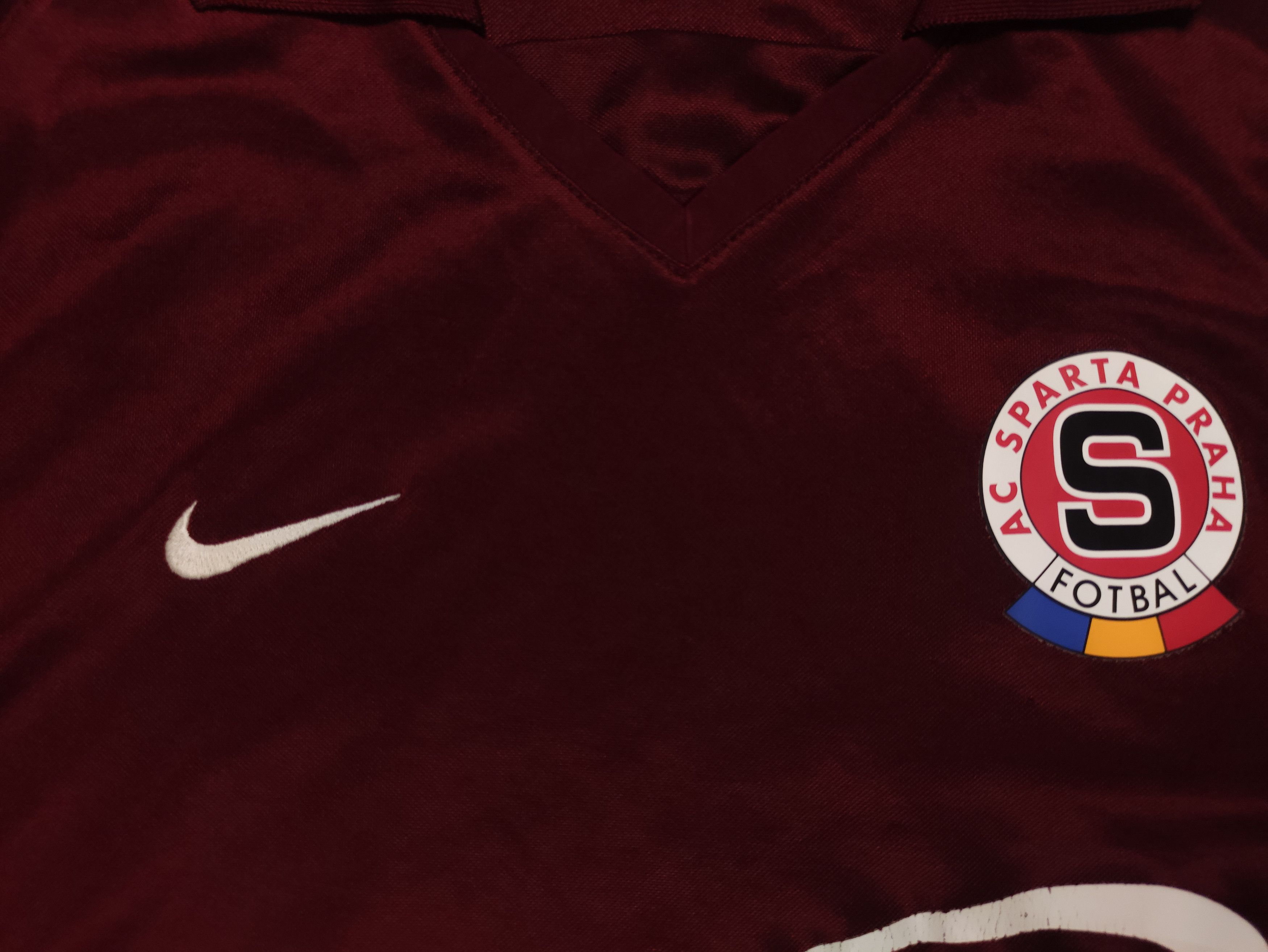 Nike Sparta Prague 2004 2005 Nike Home Shirt Kit Jersey Praha Size US S / EU 44-46 / 1 - 13 Thumbnail