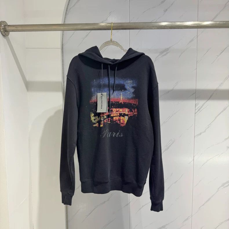 Balenciaga Balenciaga Distressed Black Eiffel Tower Logo Hooded Sweat Size XXS / US 00 / IT 34 - 1 Thumbnail