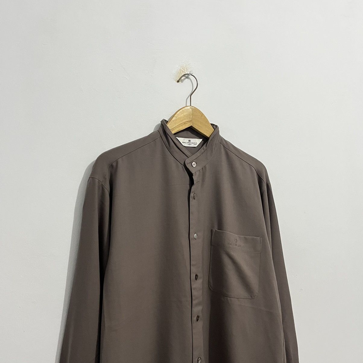 Balenciaga Balenciaga Basic Shirt Stand Collar Size US L / EU 52-54 / 3 - 3 Thumbnail