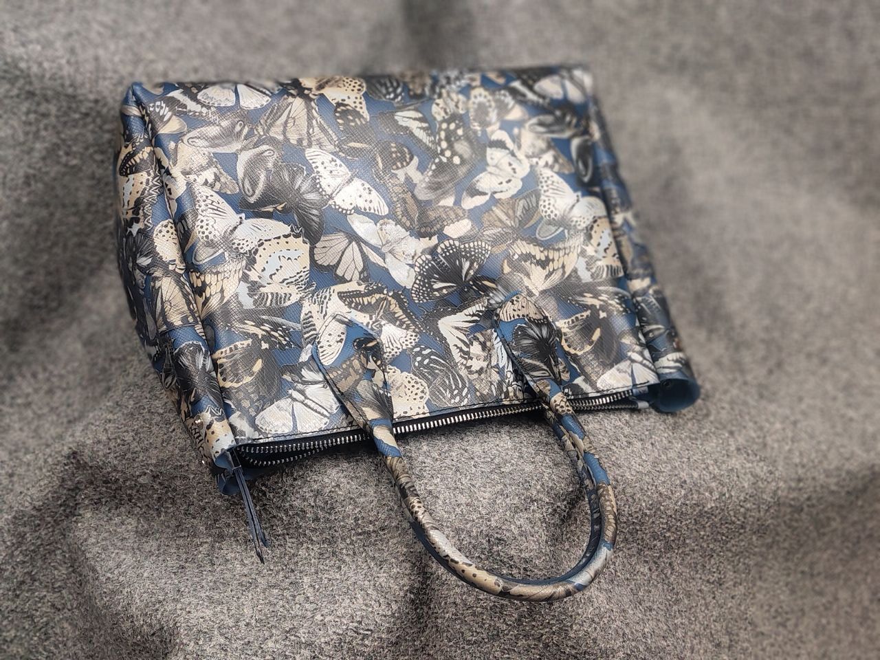 Gianni Chiarini Gianni Chiarini Italy Designer handbag Gum bag butterfly Size ONE SIZE - 14 Thumbnail