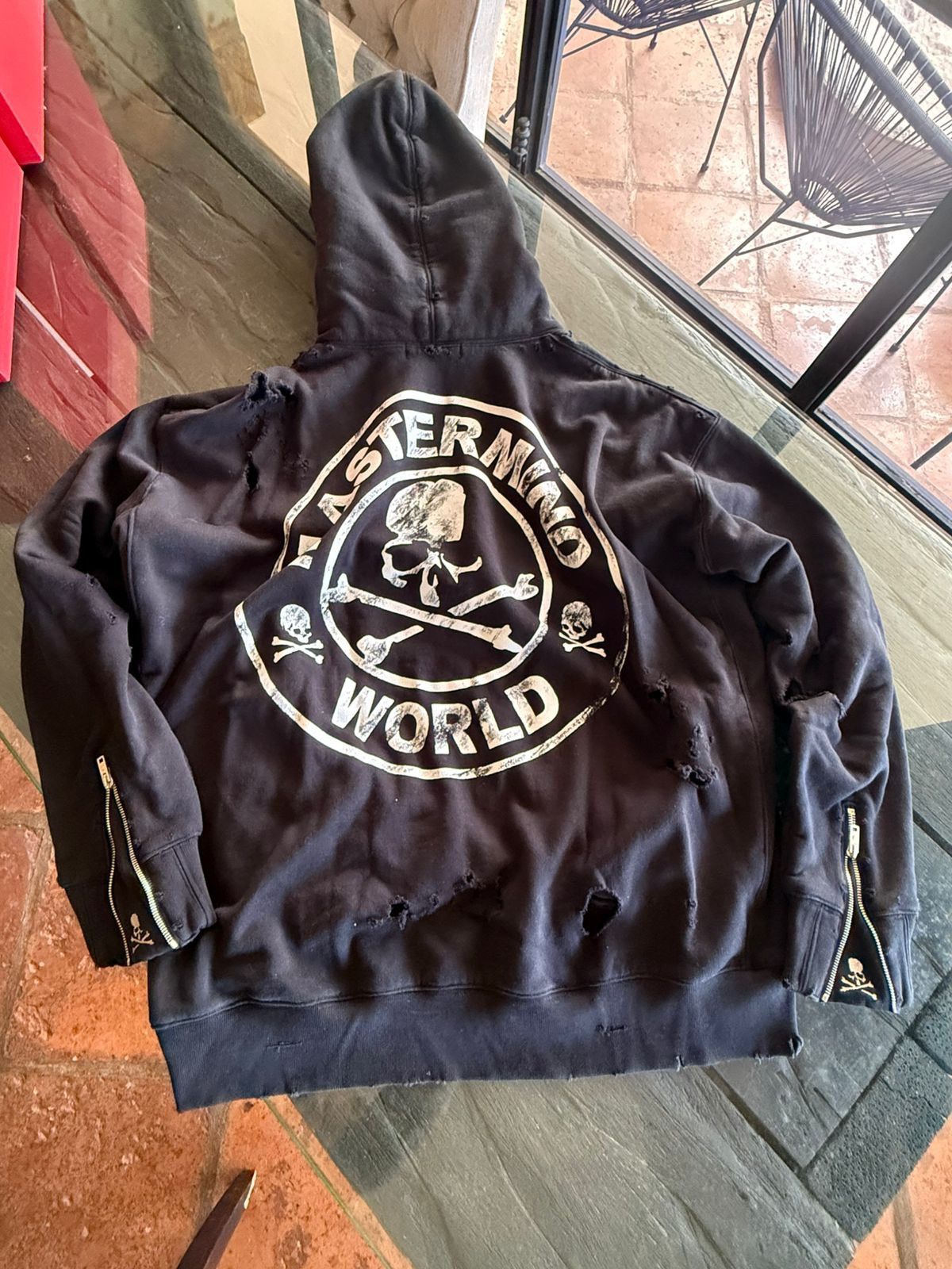 Mastermind Japan Mastermind japan FW17 destroyed hoodie Size US L / EU 52-54 / 3 - 2 Thumbnail