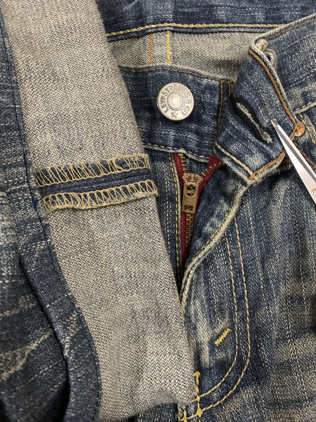 Levi's Vintage 90s Levis 707 Mud Wash Flare Bootcut Cargo Jeans Size US 32 / EU 48 - 5 Thumbnail