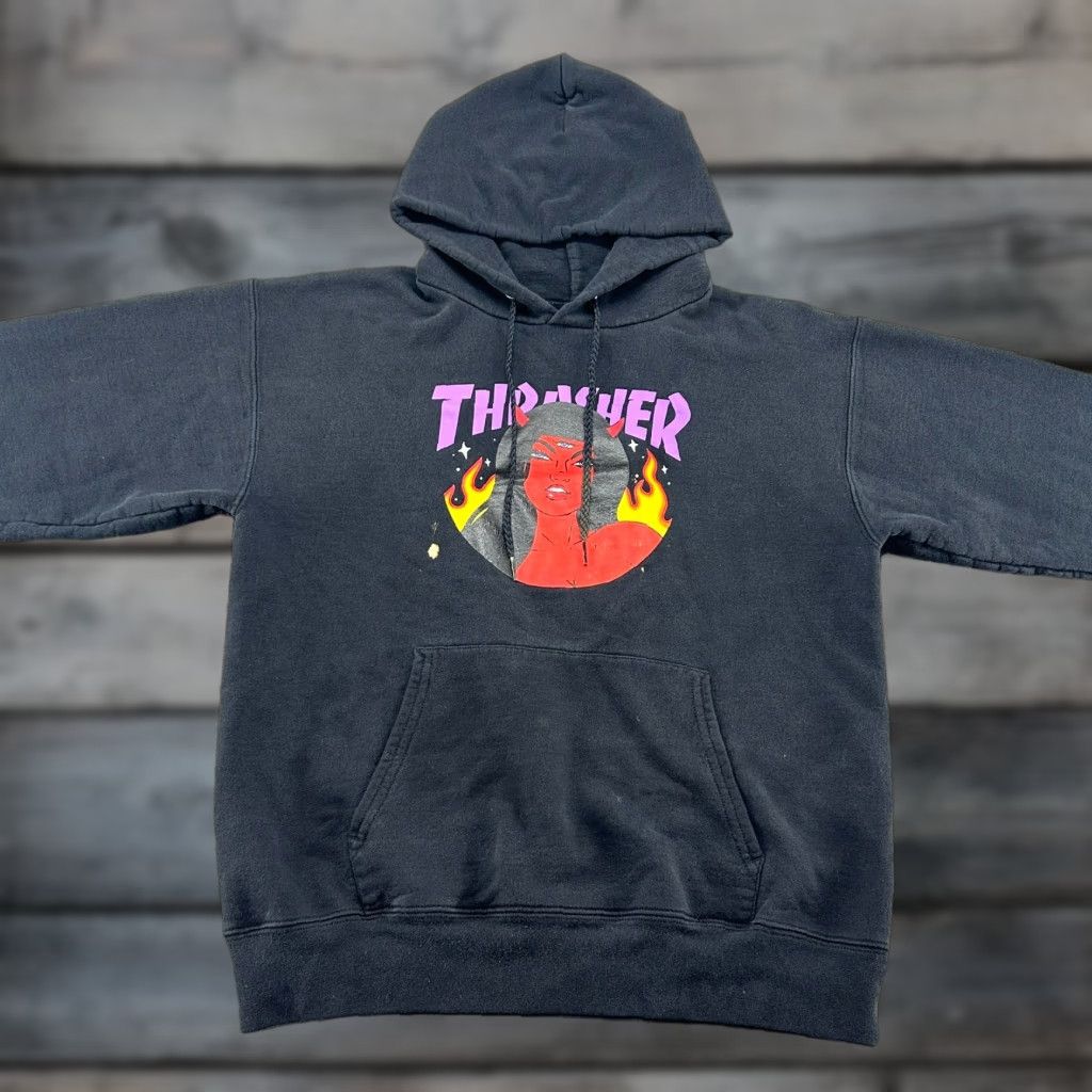 Thrasher VINTAGE Thrasher Hoodie Mens S Black Pullover Crew Neck Logo Skateboarding 90s? Size US S / EU 44-46 / 1 - 1 Thumbnail