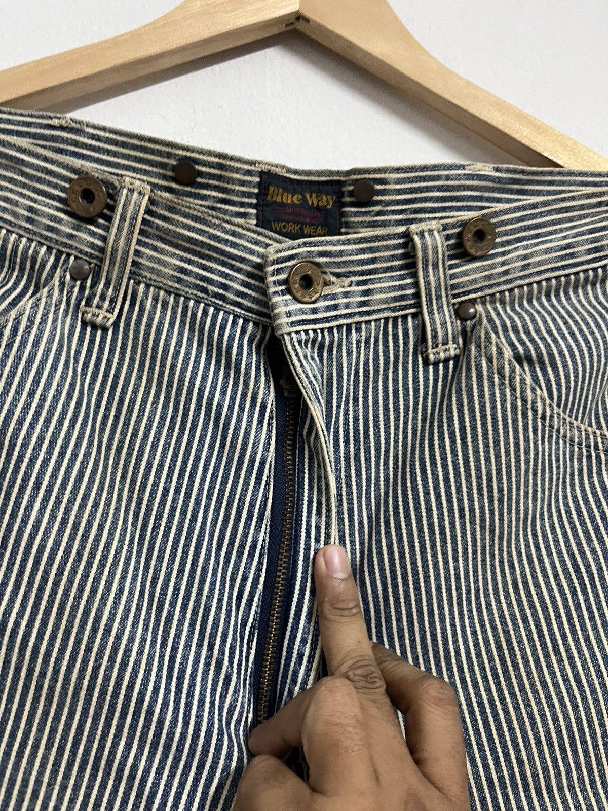 Le Grande Bleu (L.G.B.) Blue Way Workwear Hickory Denim Size US 30 / EU 46 - 10 Thumbnail